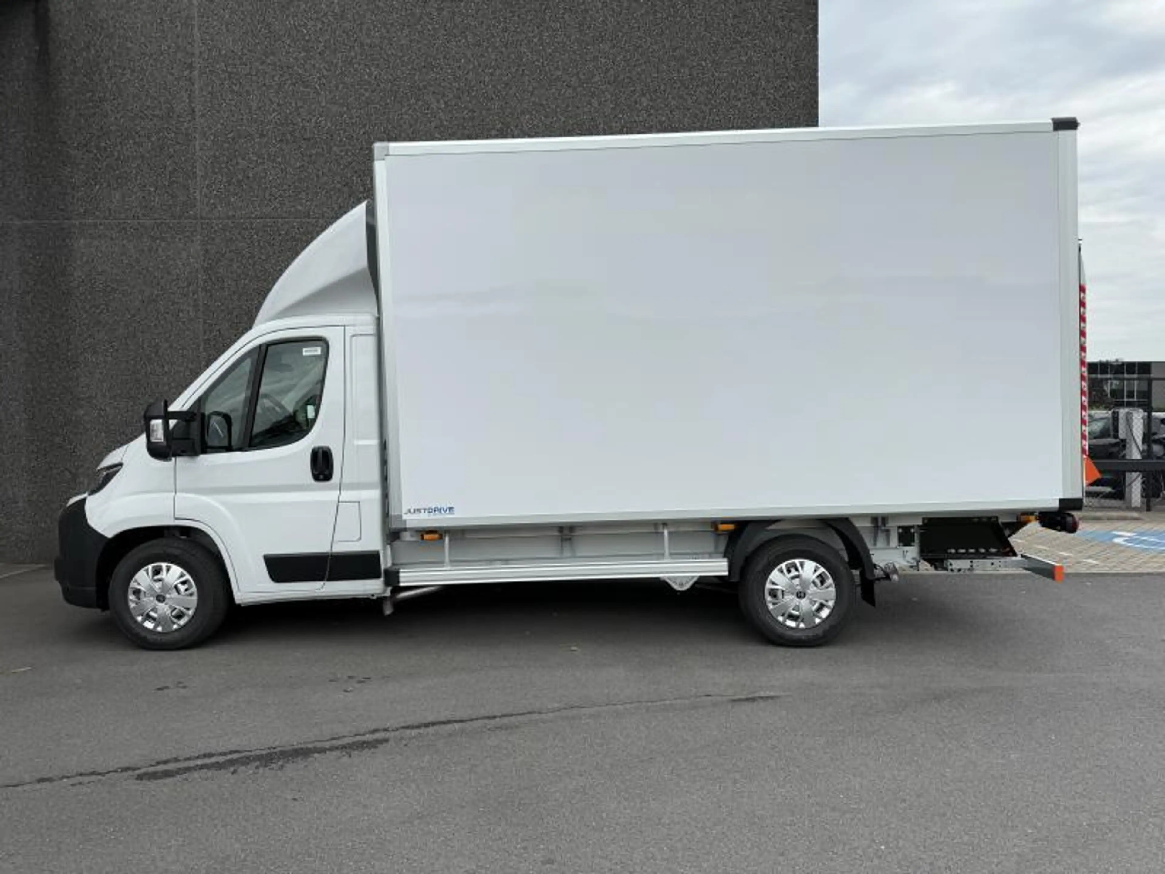 Toyota Proace Max Comfort + Meubelbak & laadklep 42700+btw — photo 3