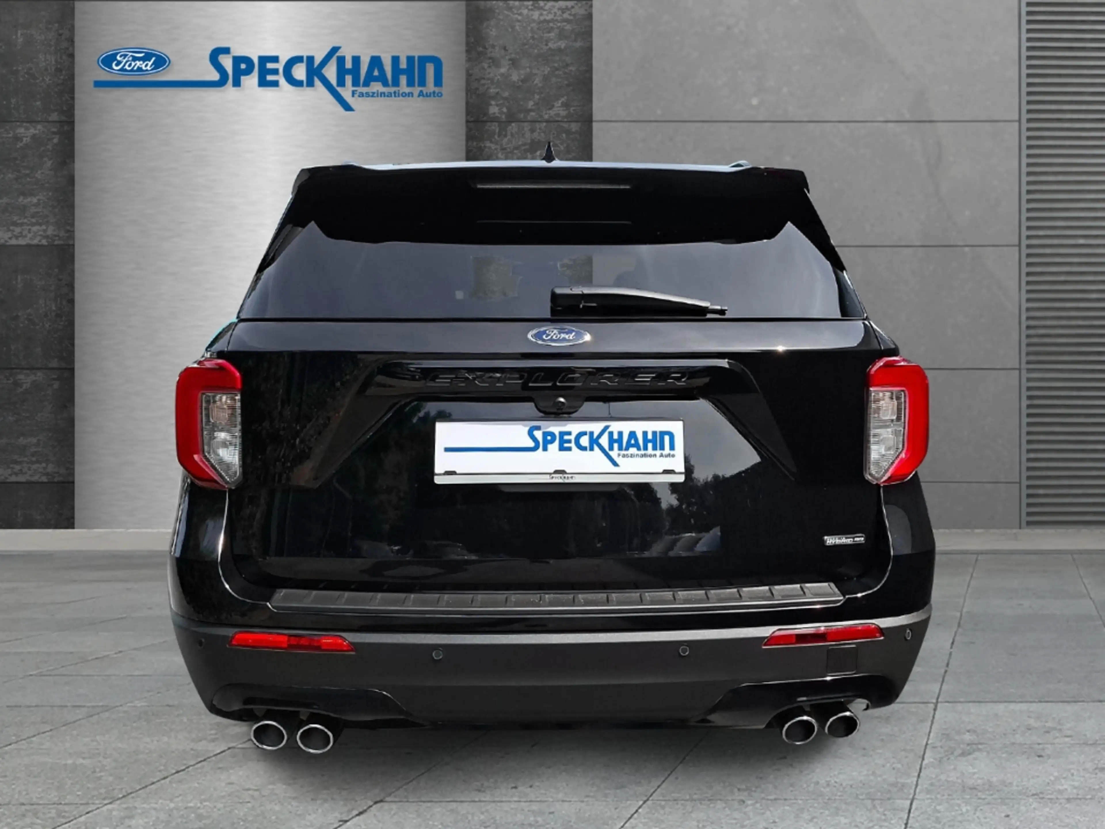 Ford Explorer ST-Line Plug-in-Hybrid 4x4 7-Sitzer Kamera Lenkrad — photo 3