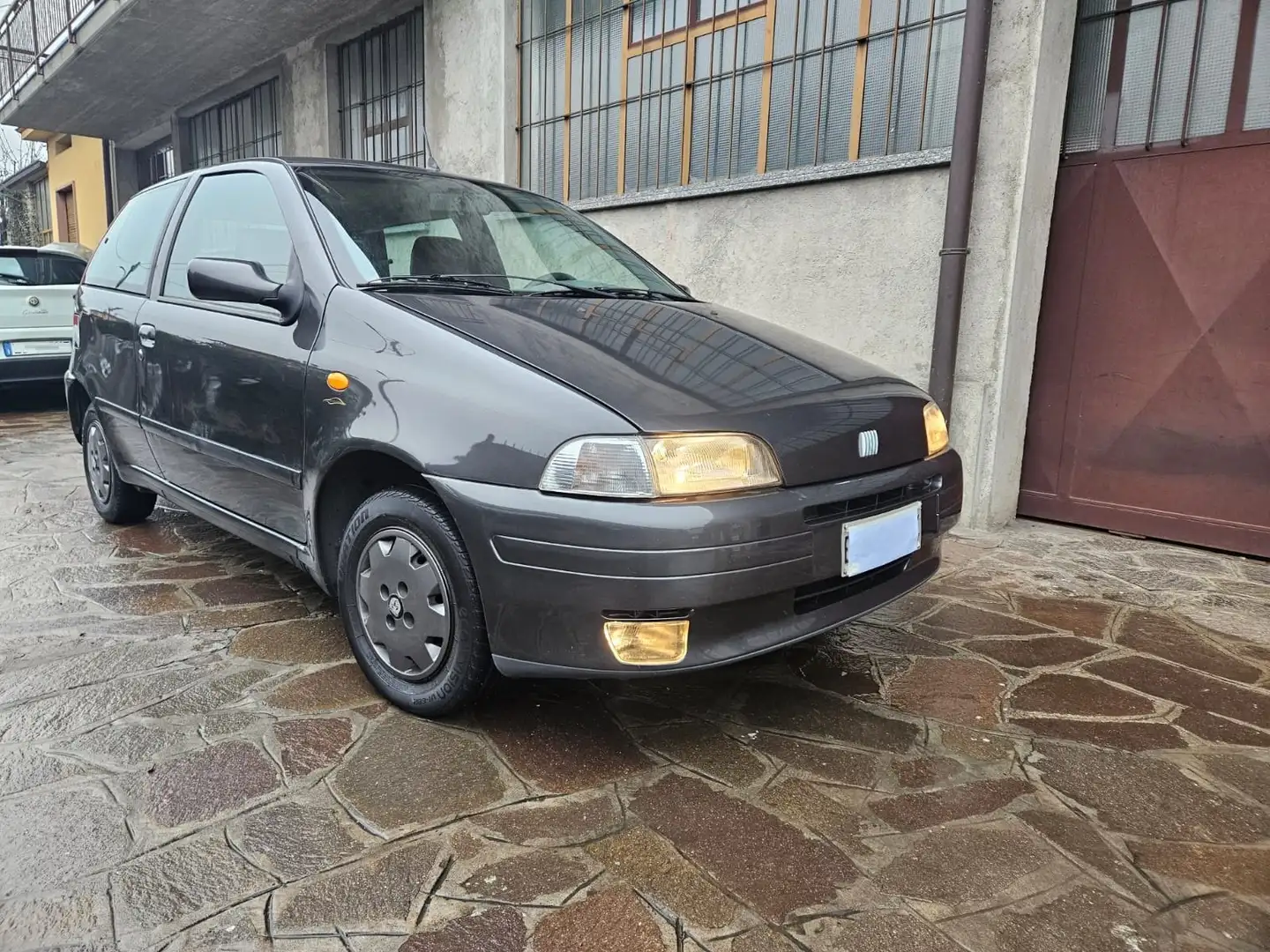 Fiat Punto Punto 3p 1.1 SX 55cv Grau - 2