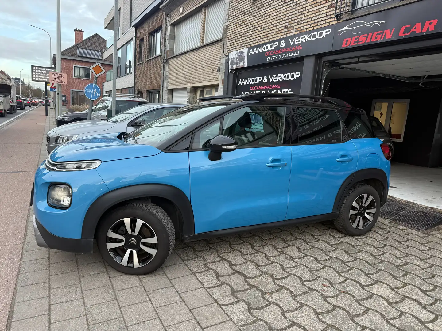 Citroen C3 Aircross C3 Aircross 1.2 Shine S 1er Maic Carnet Citroen Blauw - 1