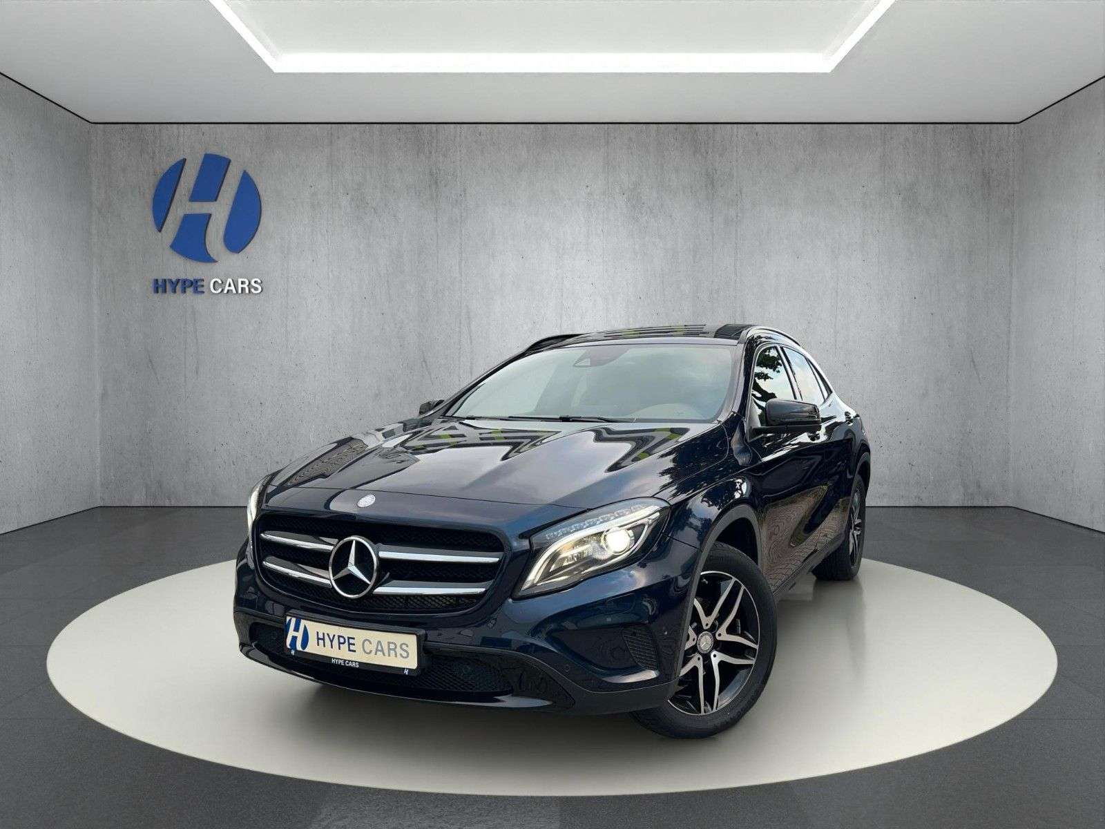 Mercedes-Benz GLA 200