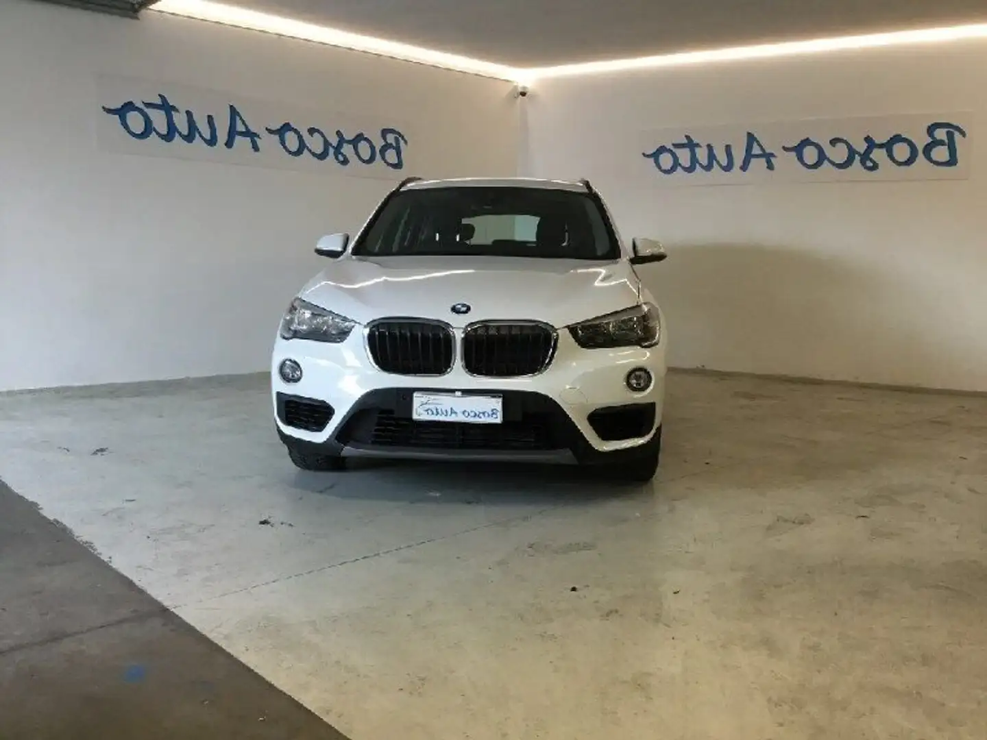 BMW X1 X1 sDrive18i Advantage Blanc - 2