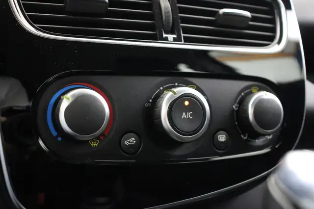 Renault Clio view 5