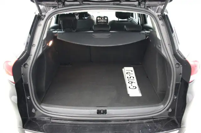 Renault Clio view 11