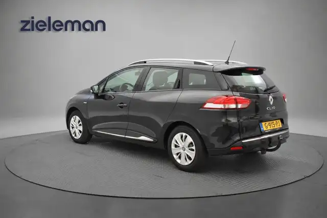 Renault Clio view 3