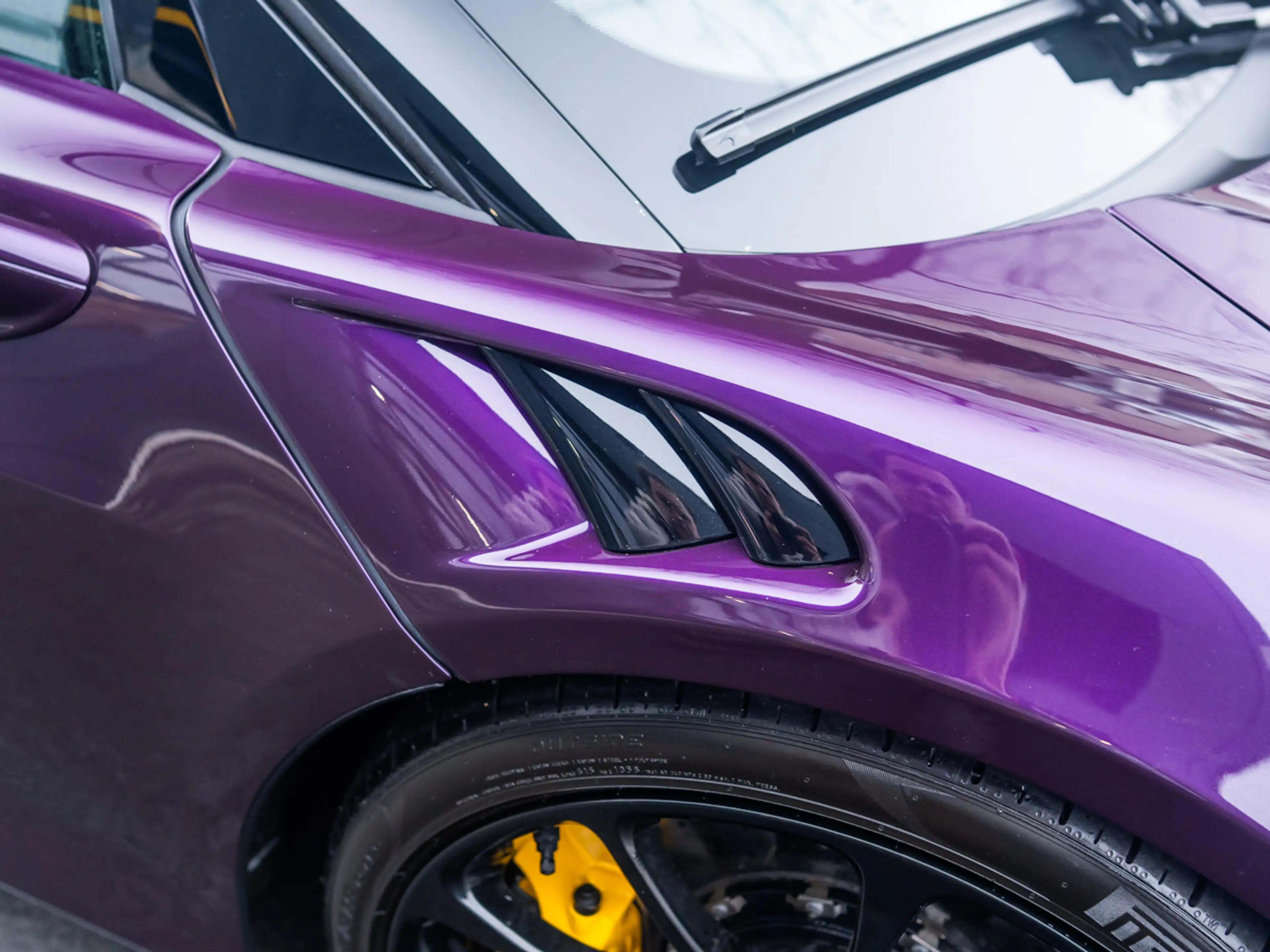 McLaren Artura Performance/MSO/Electrochrom. roof — photo 13