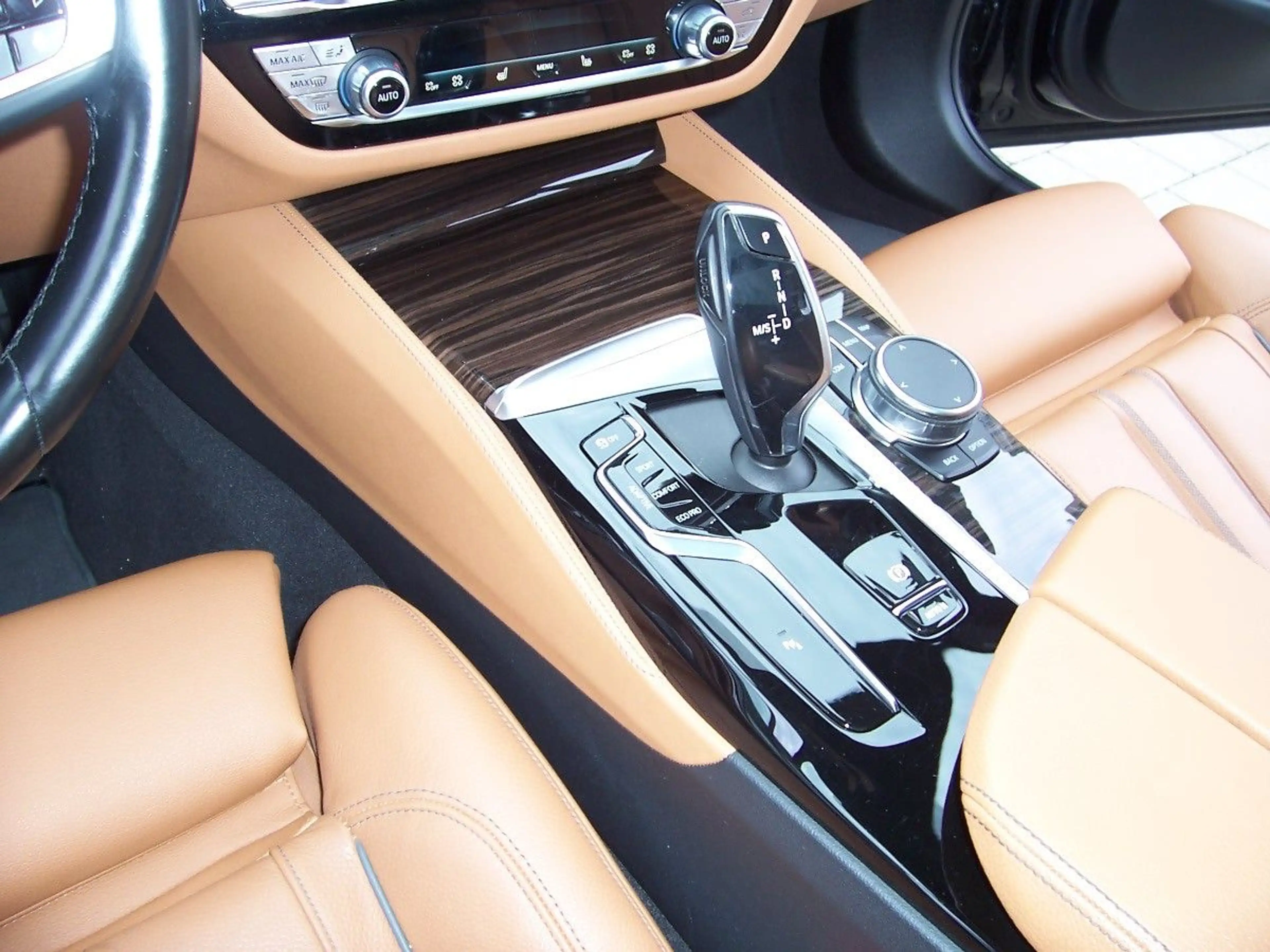 BMW 540 d xDrive M Sportpaket Bowers&Wilkins/20/Laser — photo 14