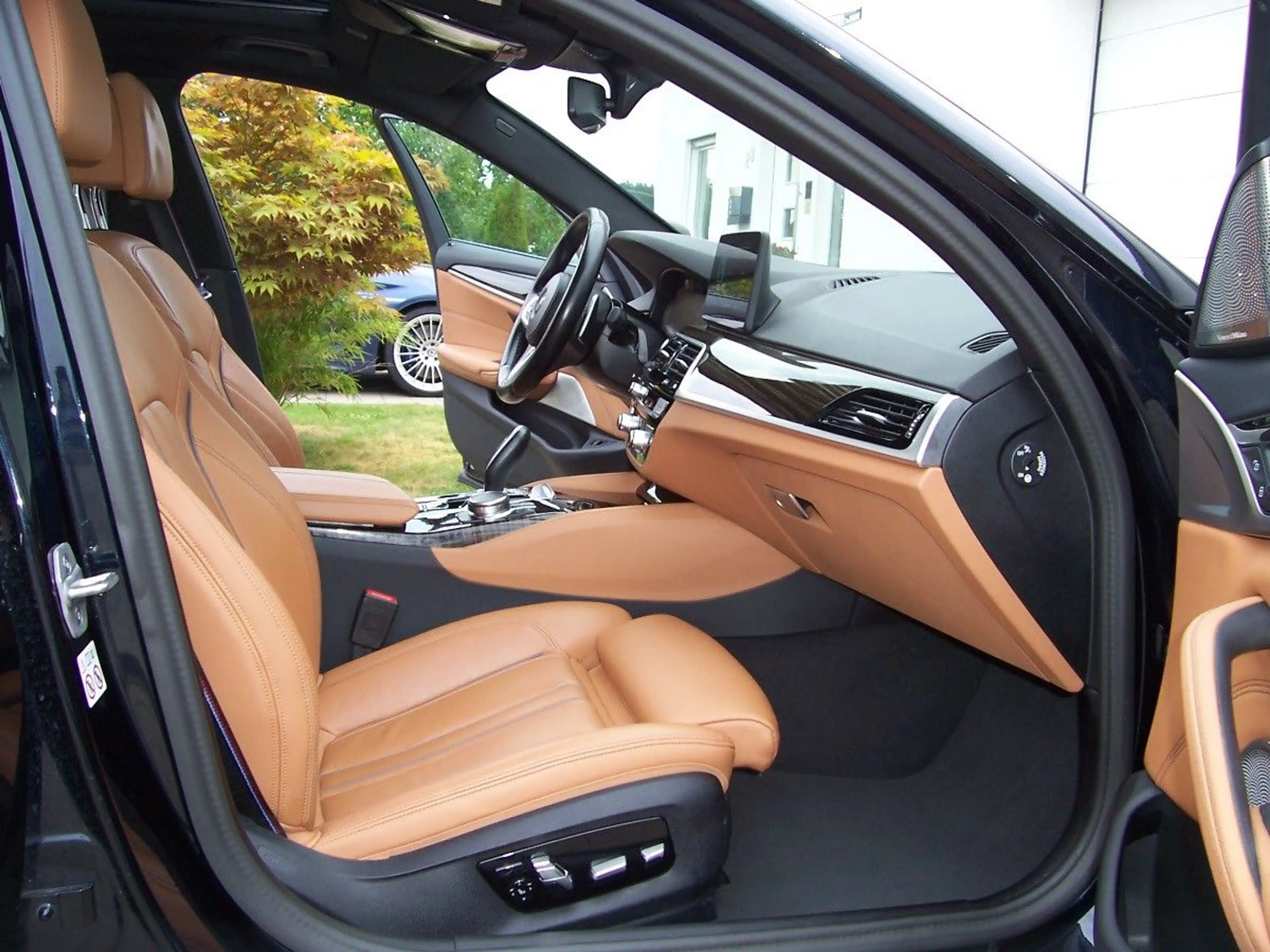 BMW 540 d xDrive M Sportpaket Bowers&Wilkins/20/Laser — photo 9