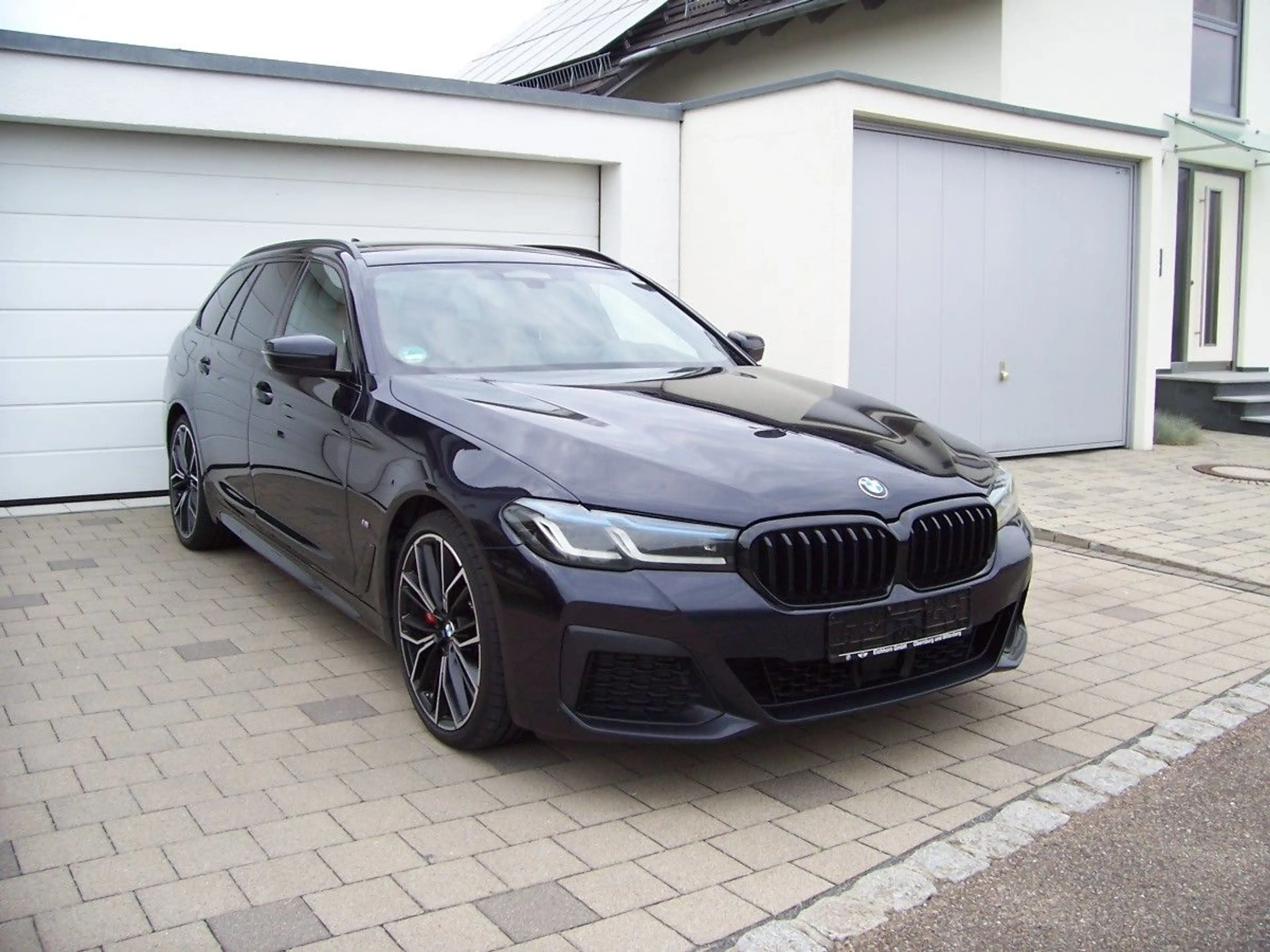 BMW 540 d xDrive M Sportpaket Bowers&Wilkins/20/Laser — photo 7