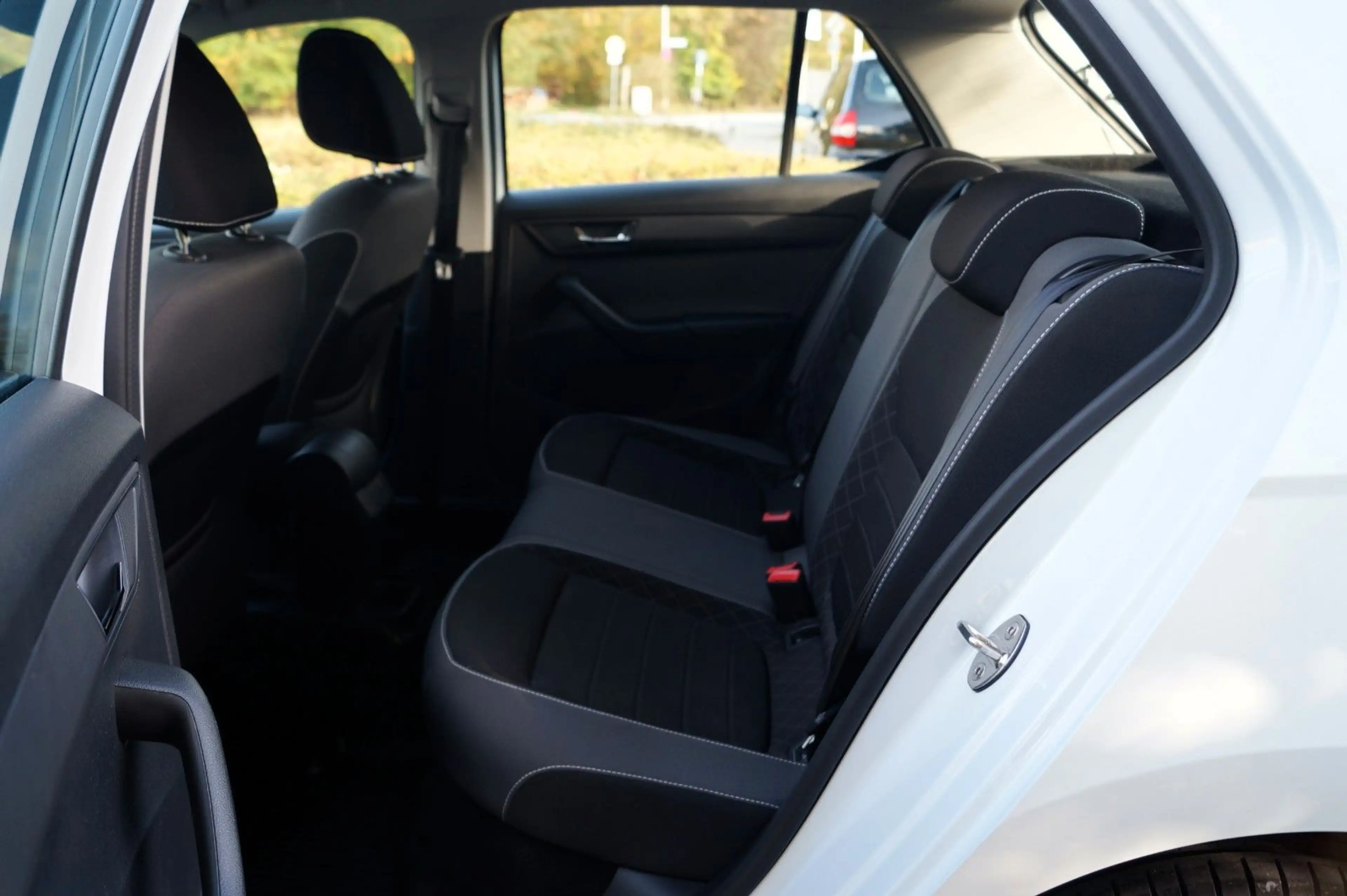 Skoda Fabia Ambition/ Euro 6/ SHZ/ KLIMA/ PDC — photo 10