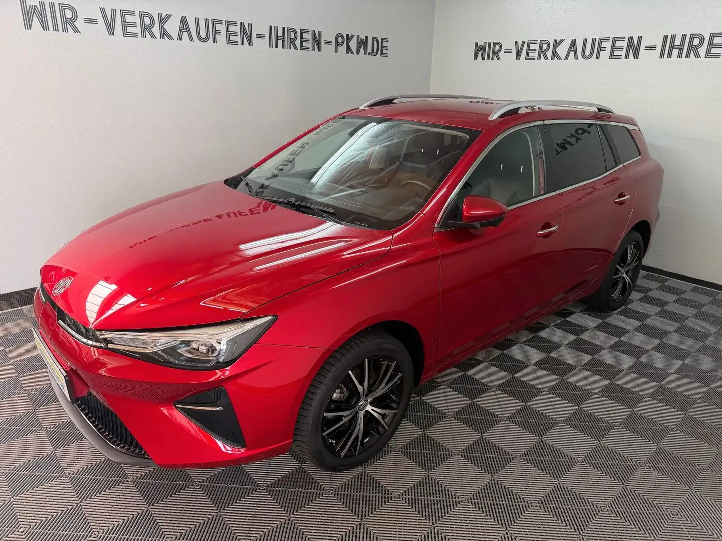 MG MG5 MG 5 EV Luxury 51KWH 1.Hand Diamond Red Rojo - 1