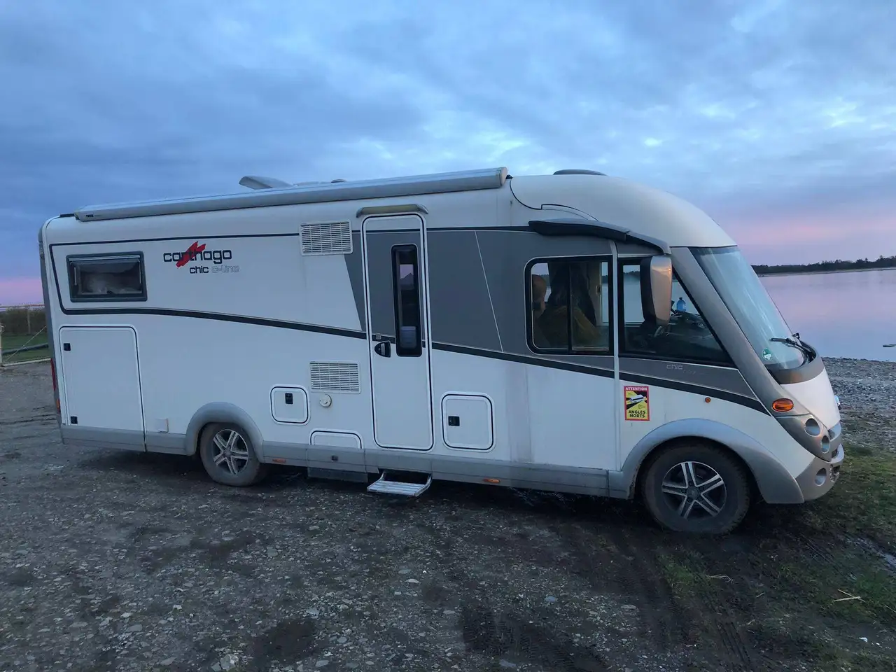 Caravans-Wohnm Carthago
