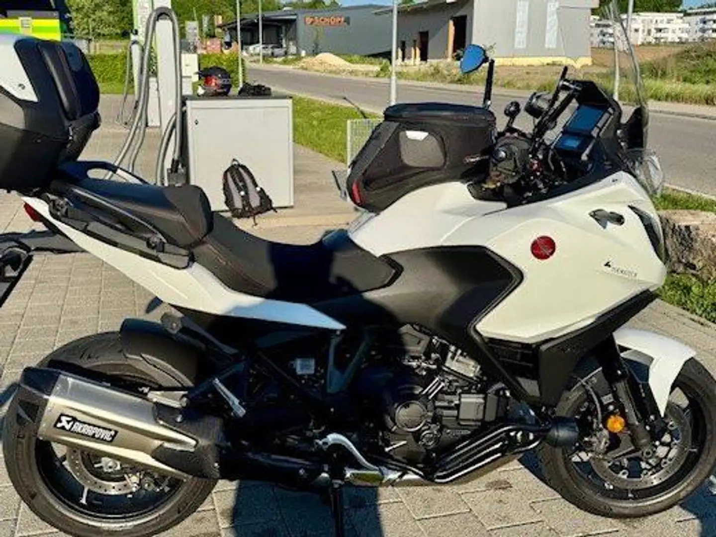 Honda NT 1100 dct  Top Ausstattung Blanc - 1