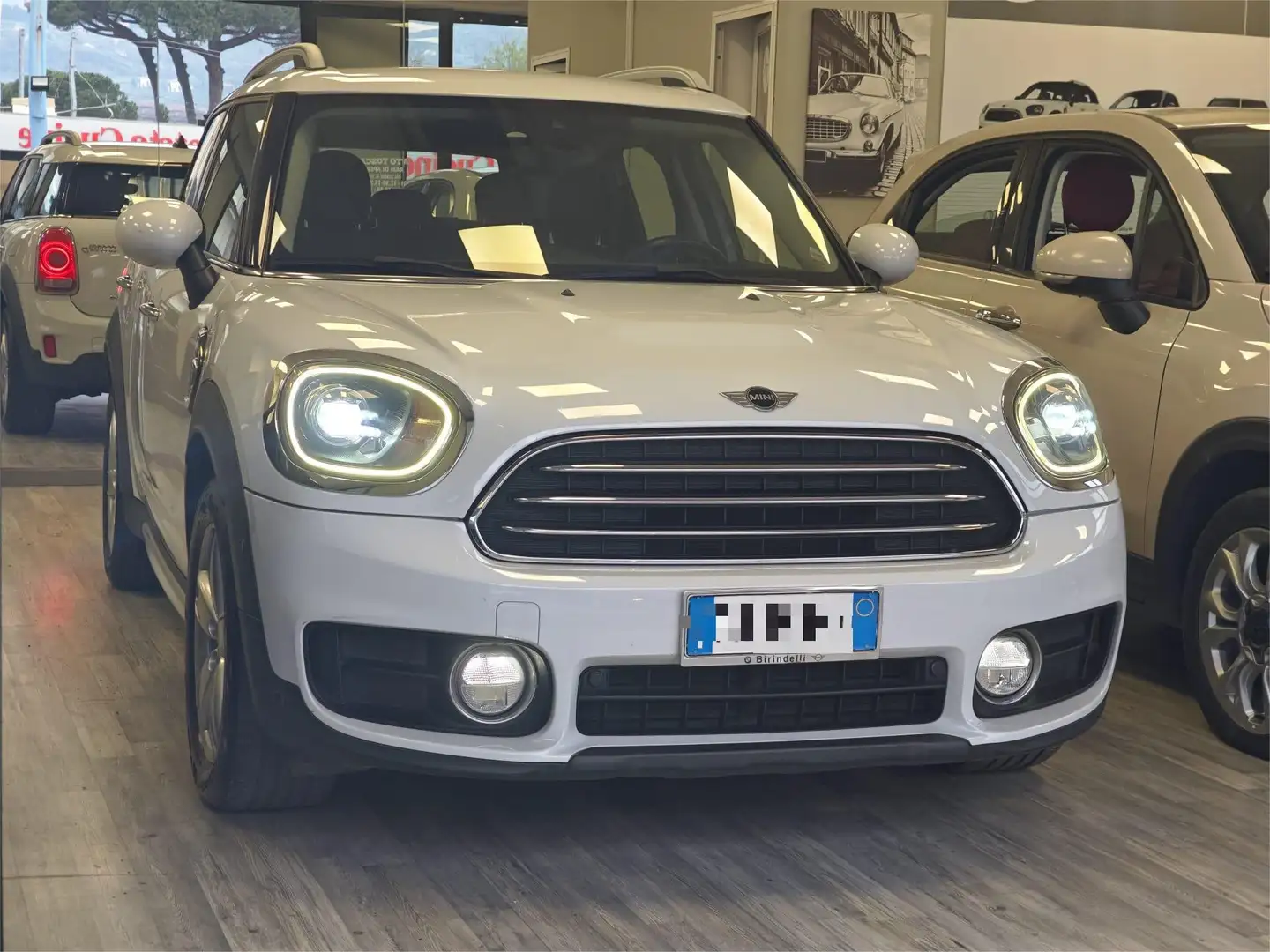 MINI Cooper D Countryman Mini Countryman 2.0 Cooper D Hype auto Wit - 2