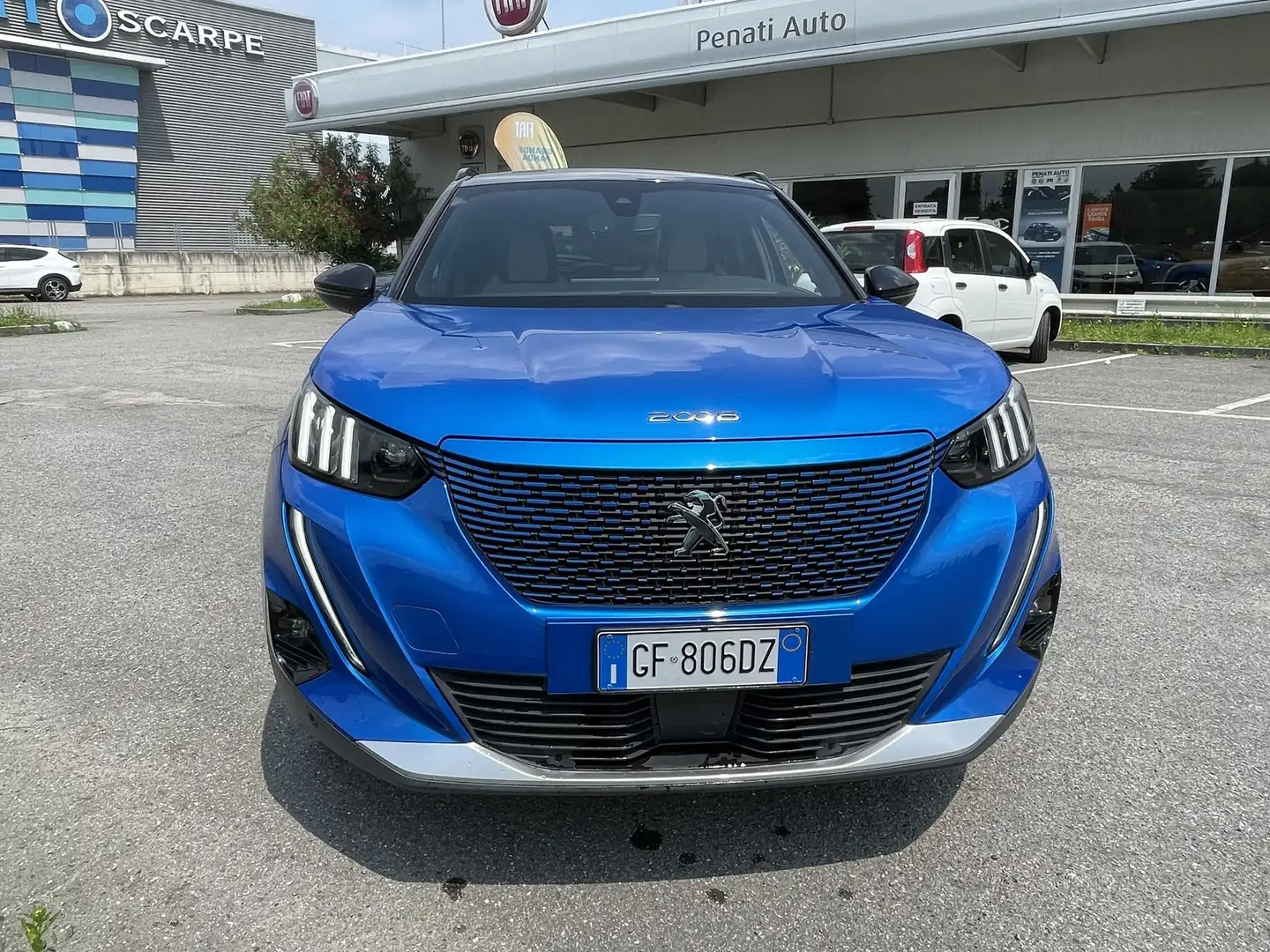 Peugeot 2008 motore elettrico 136 CV GT Blauw - 2