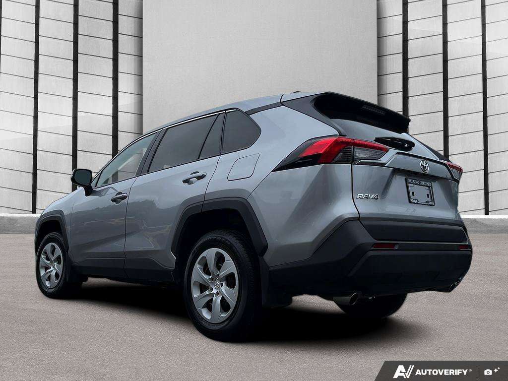 2025 Toyota RAV4 LE AWD | Heated Seats | Accident Free! — снимка 1