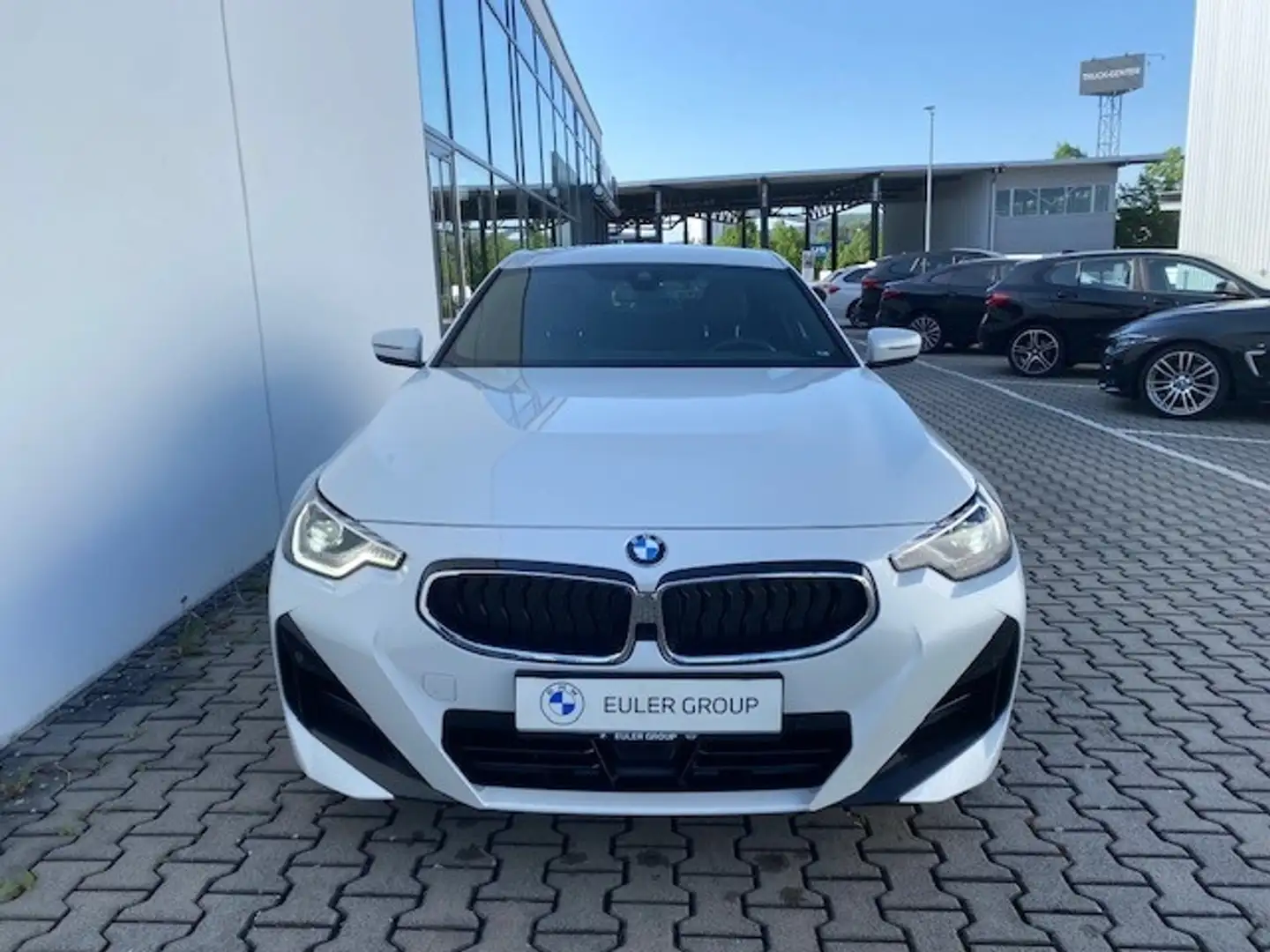 BMW 220 d Coupe M Sport 18'' Memory HiFi adLED AHK Widescr Weiß - 2