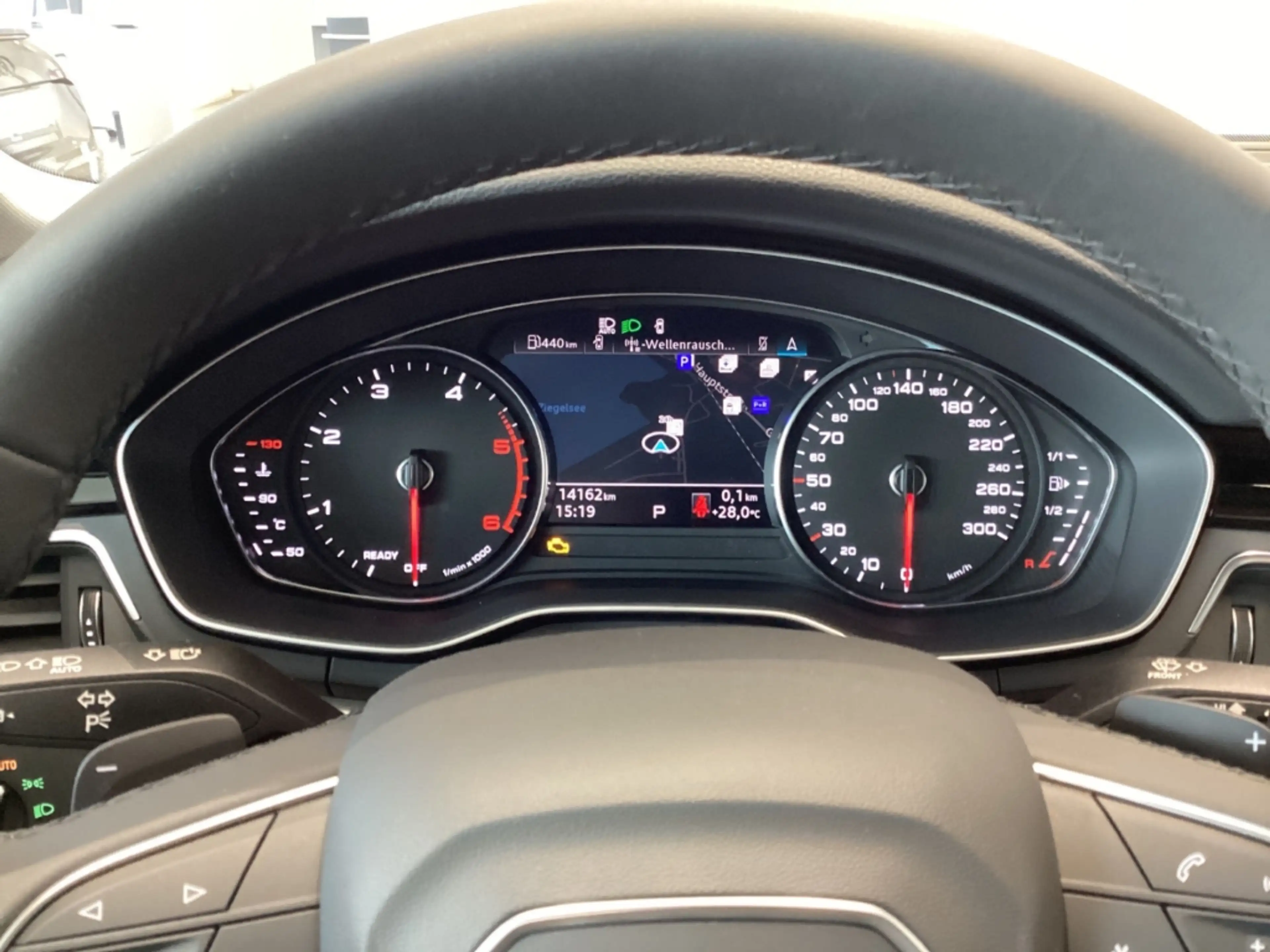 Audi A4 Avant 35TDI S tronic ACC Navi AHK El. Heckklappe S — photo 14
