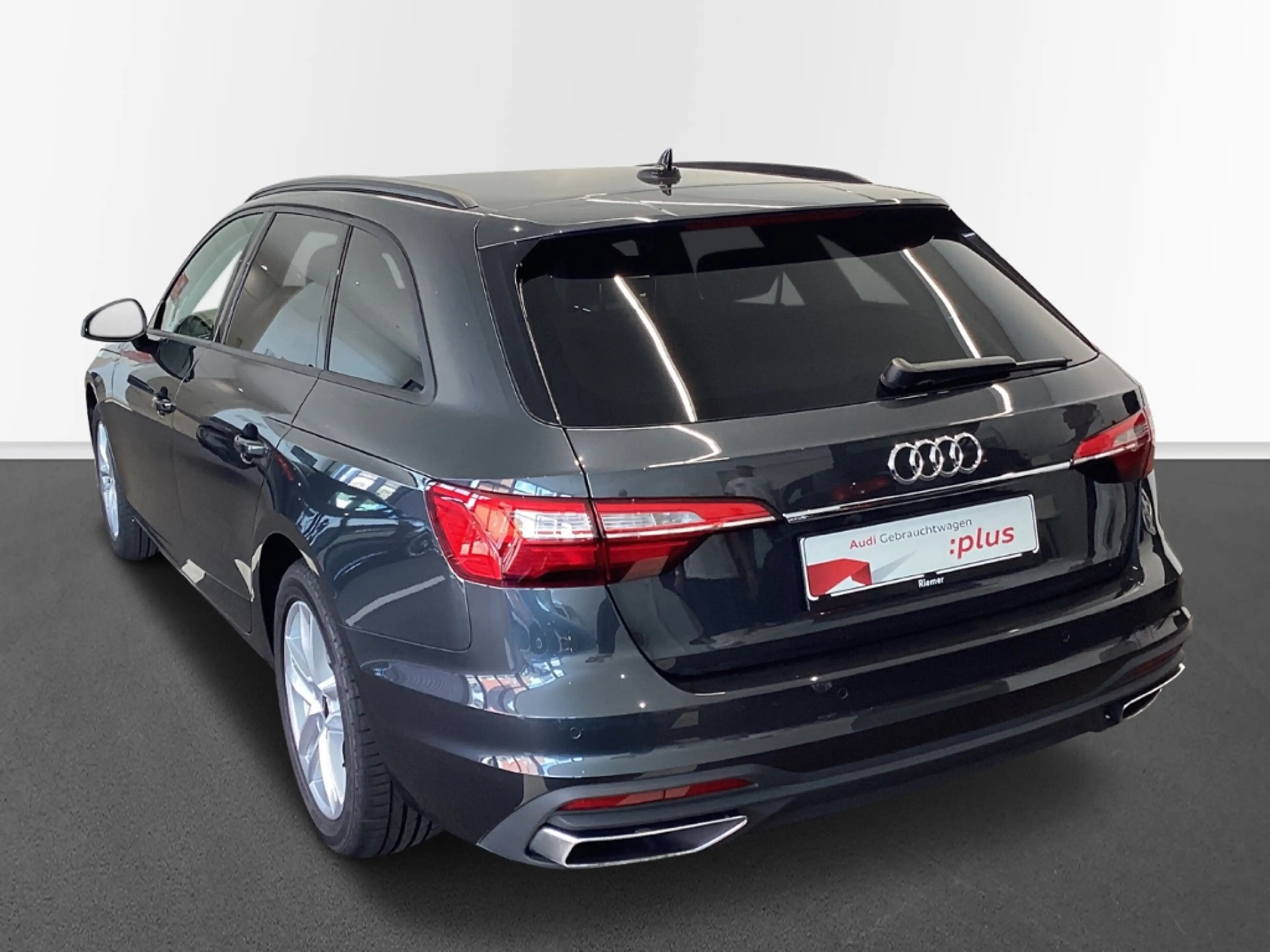 Audi A4 Avant 35TDI S tronic ACC Navi AHK El. Heckklappe S — photo 2