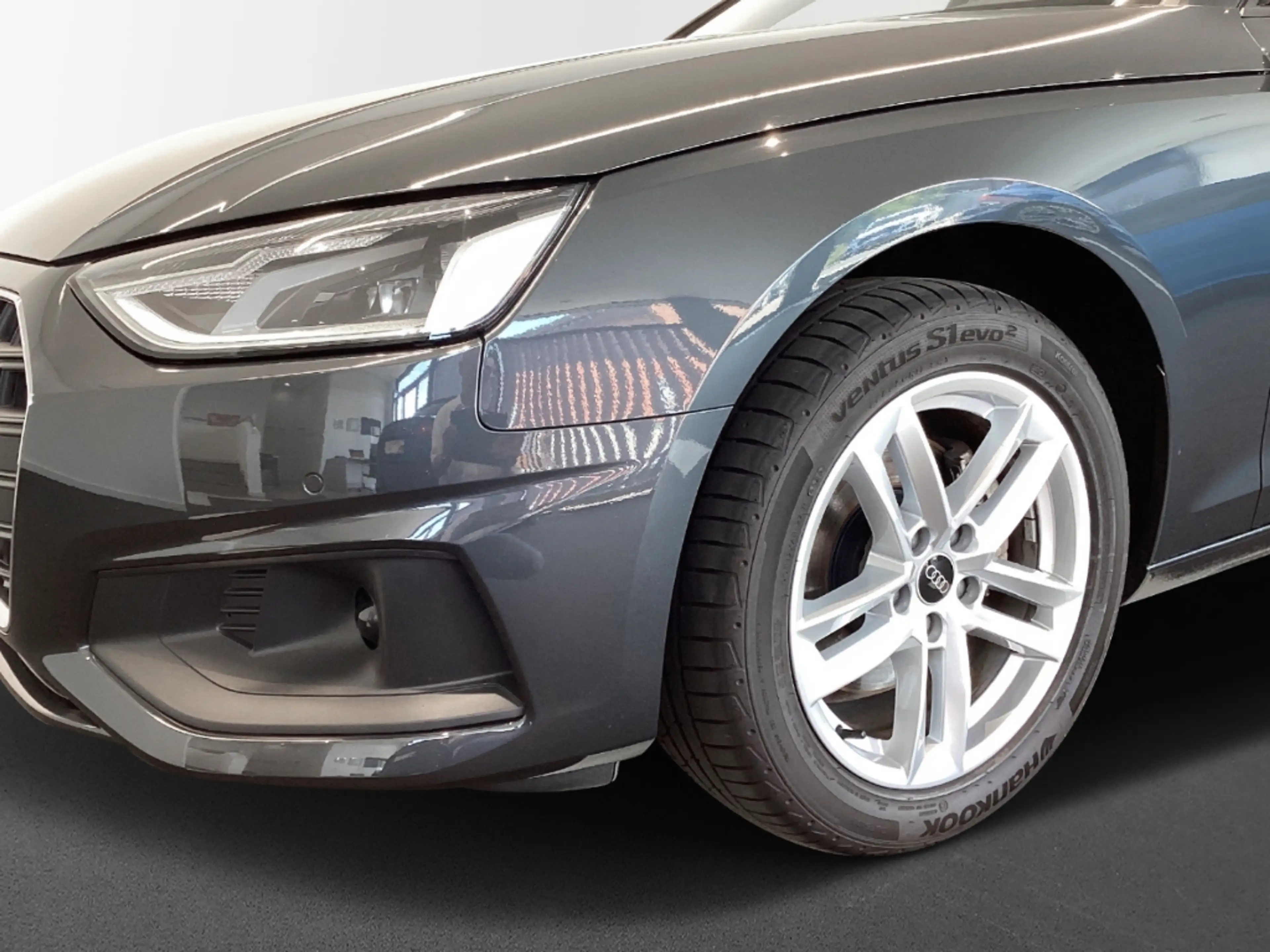 Audi A4 Avant 35TDI S tronic ACC Navi AHK El. Heckklappe S — photo 4
