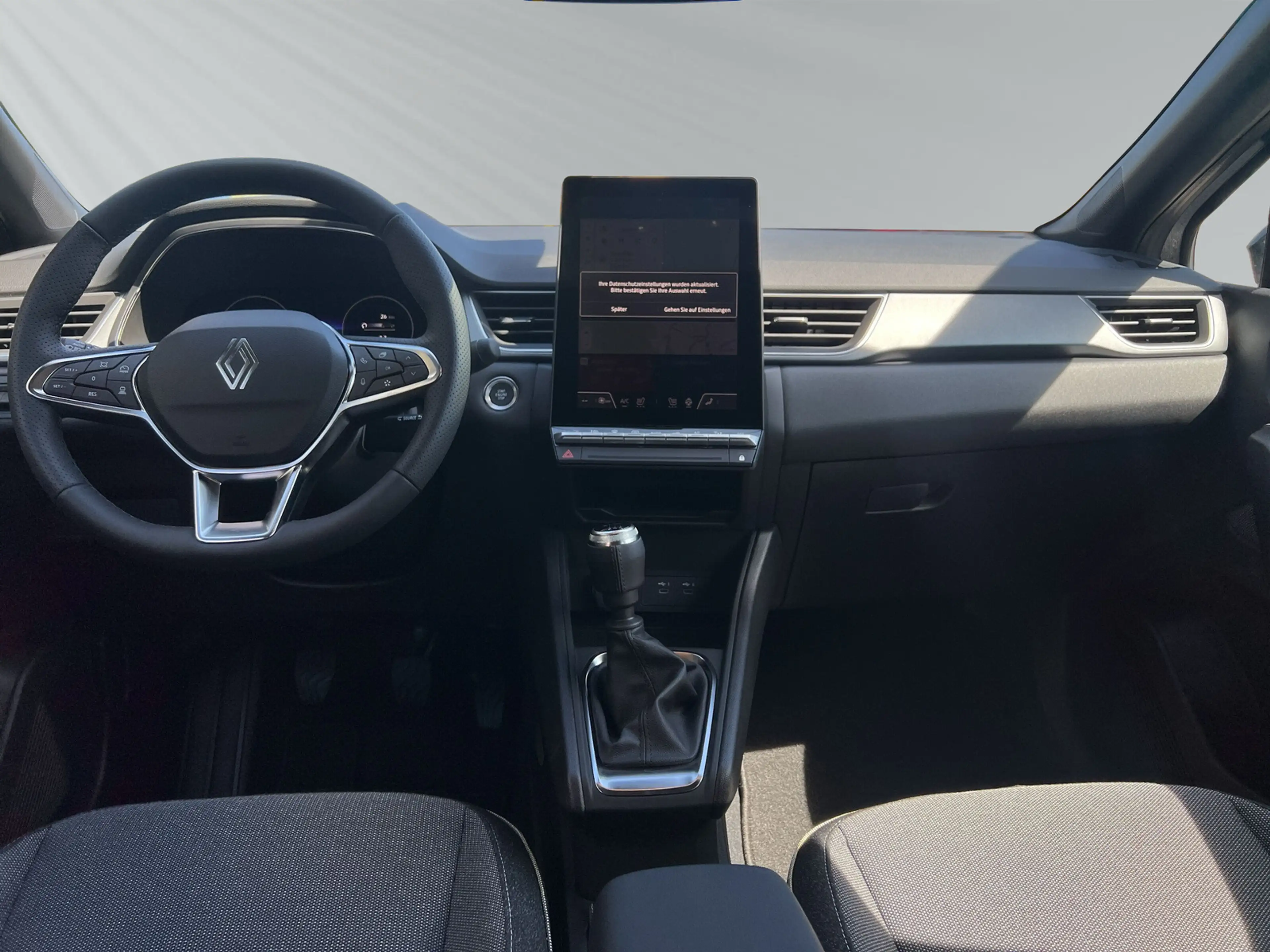 Renault Captur II Kiss TCe 115 — photo 9