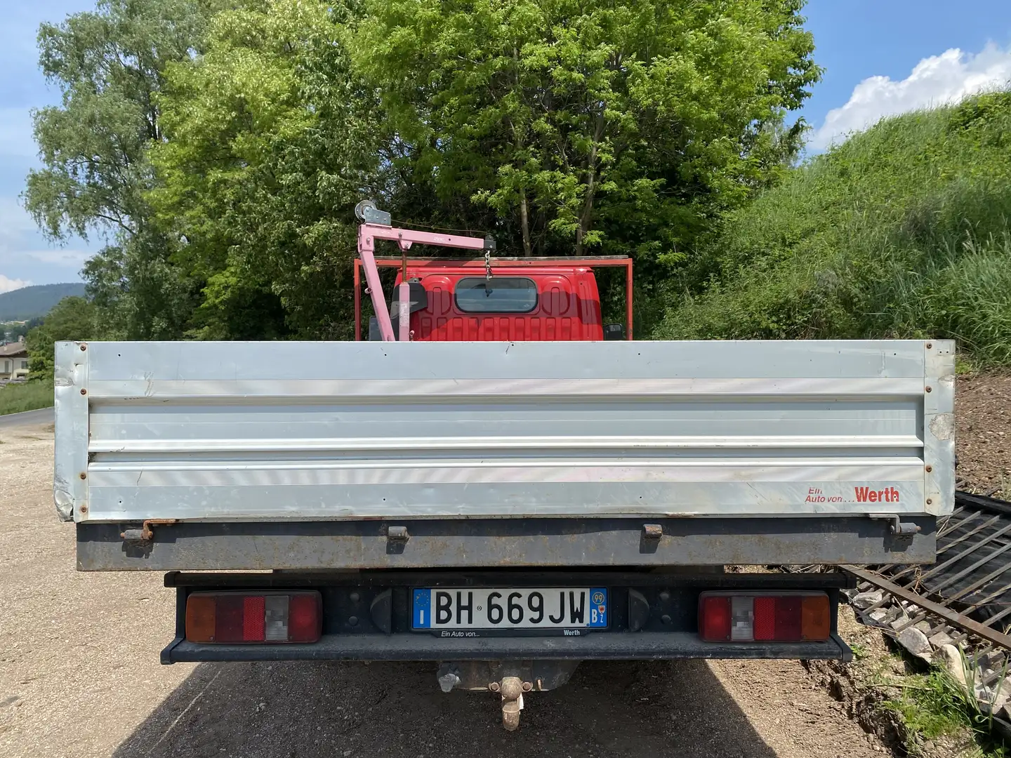 Nissan Cabstar cassone fisso - 2