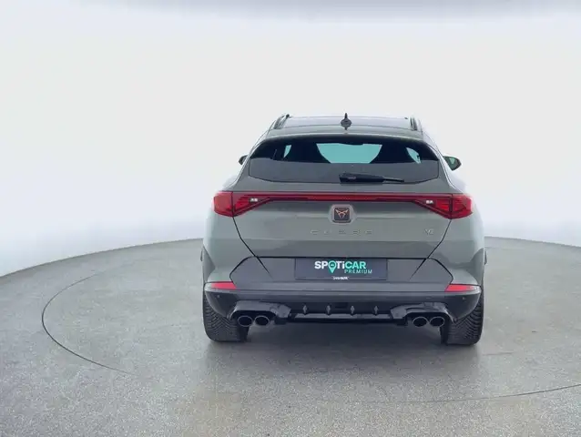 Cupra Formentor view 4