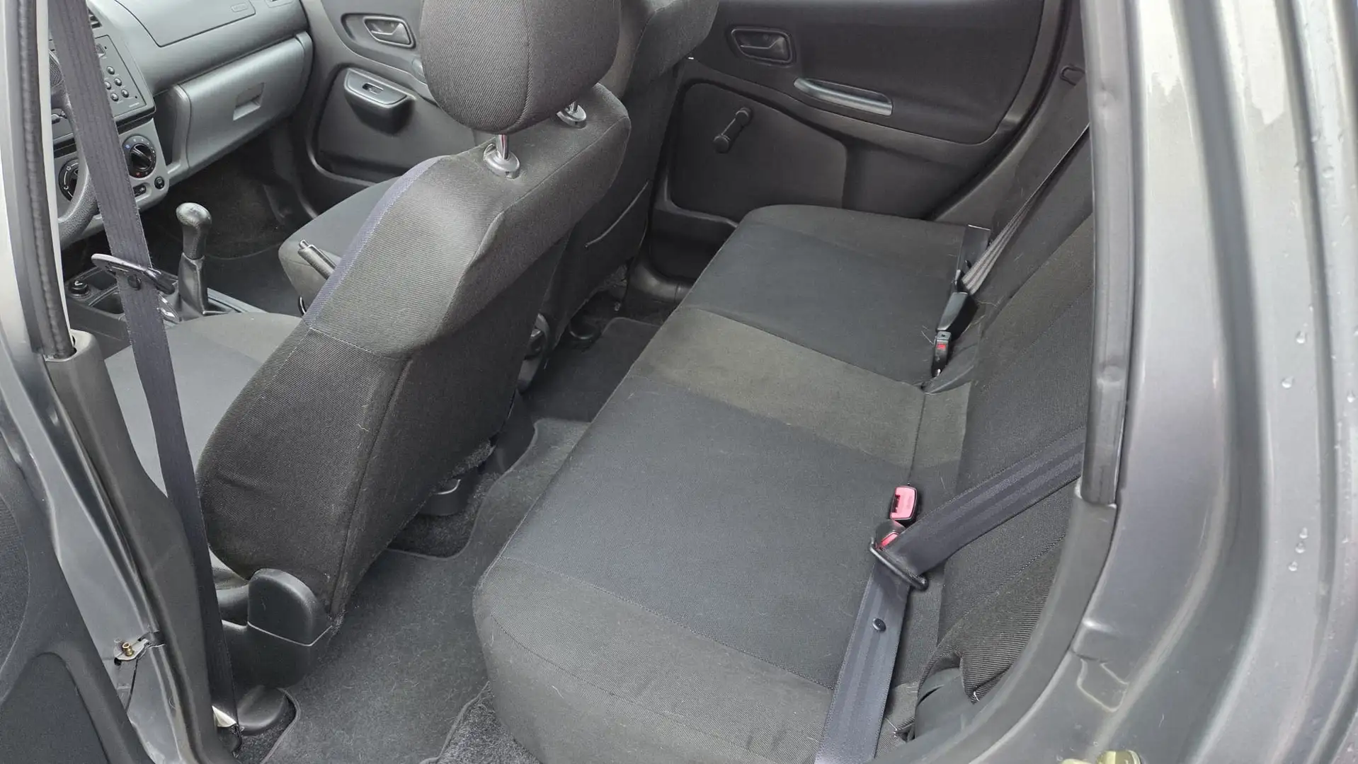 Suzuki Ignis Ignis II 2003 1.5 Deluxe 4wd - 2