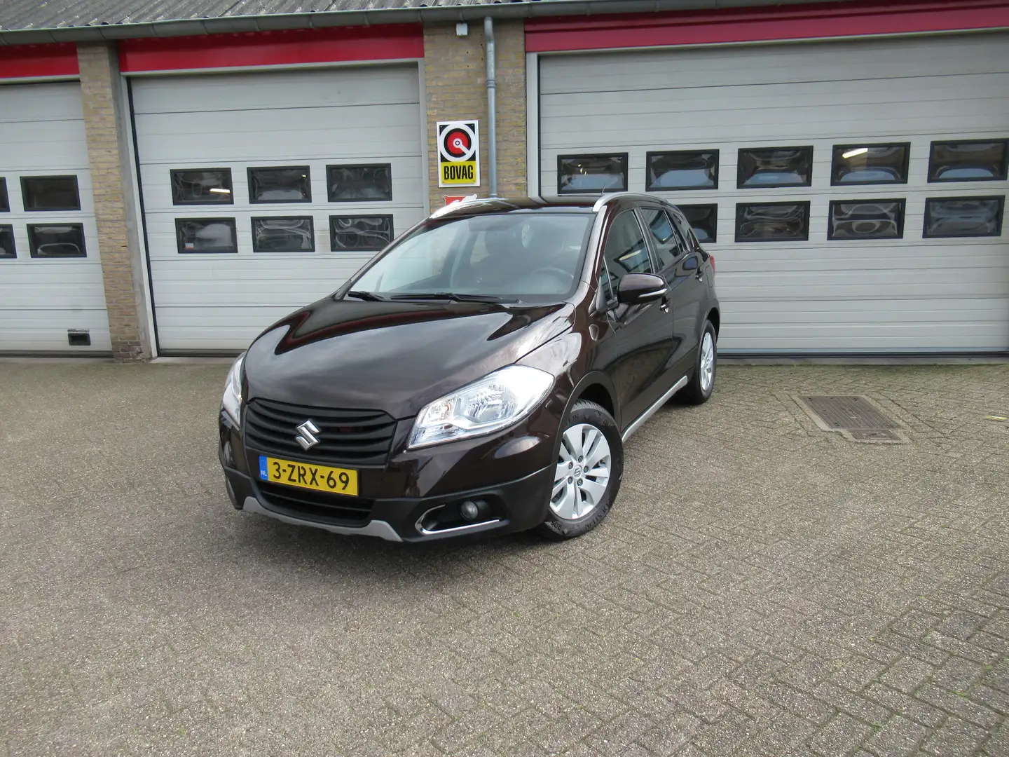 Suzuki SX4 S-Cross 1.6 Business Edition Pro Bruin - 1