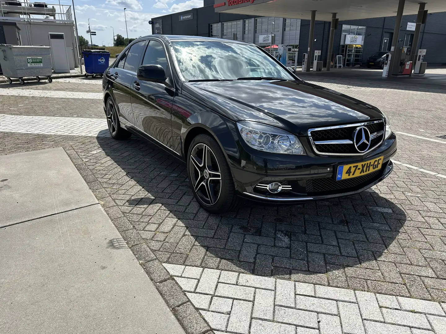 Mercedes-Benz C 200 K Avantgarde AMG uitgevoerd Zwart - 1