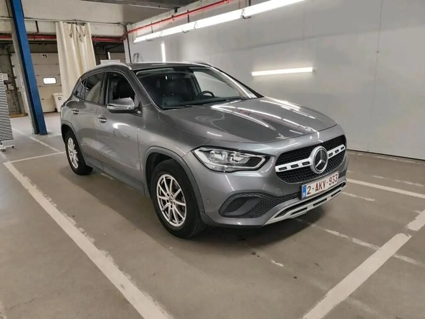 Mercedes-Benz GLA 180 d DCT*SHZ*VirtCock*Matrix*Netto-15400€ Grau - 2