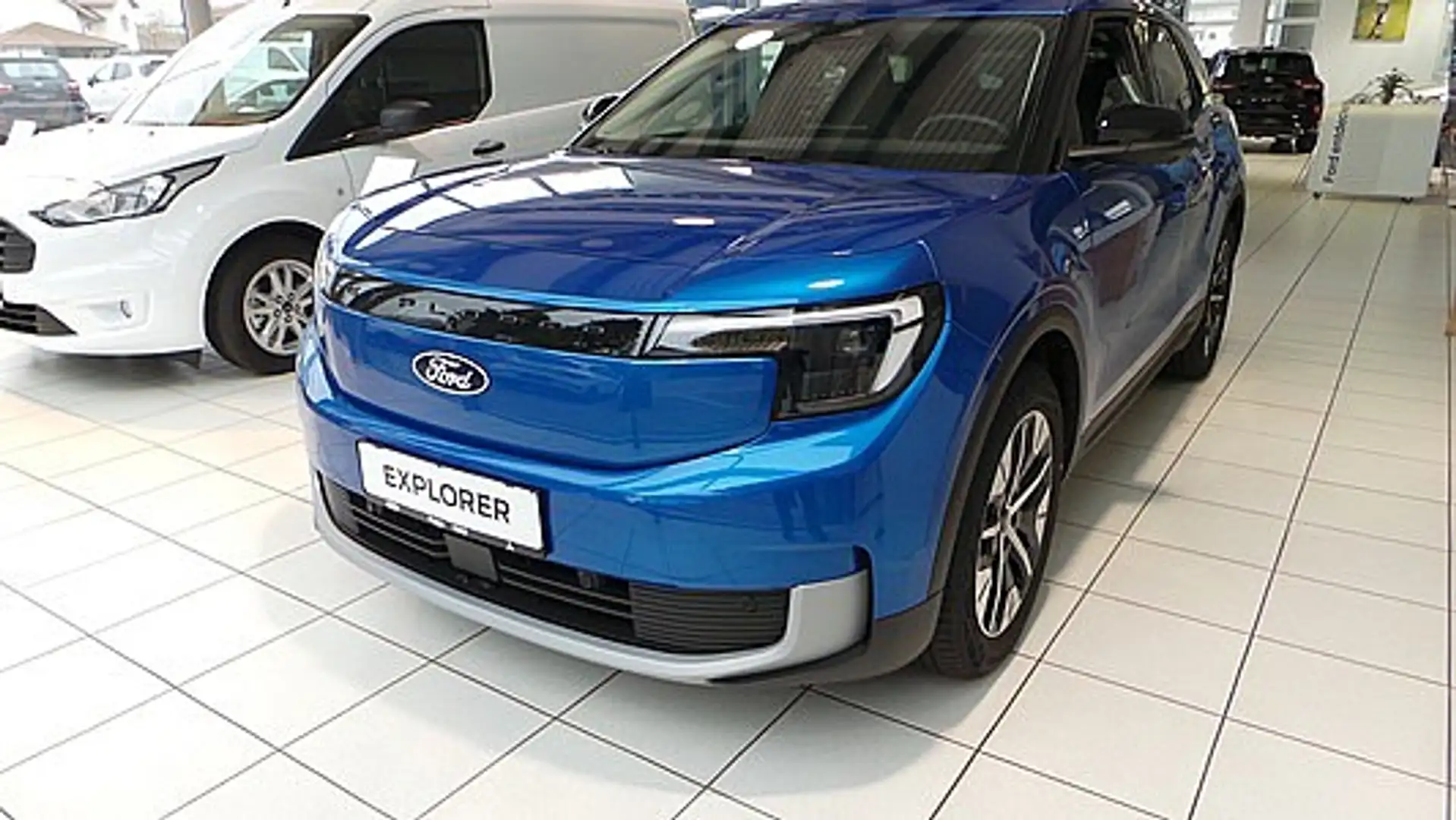 Ford Explorer Elektro 77kWh Blau - 1