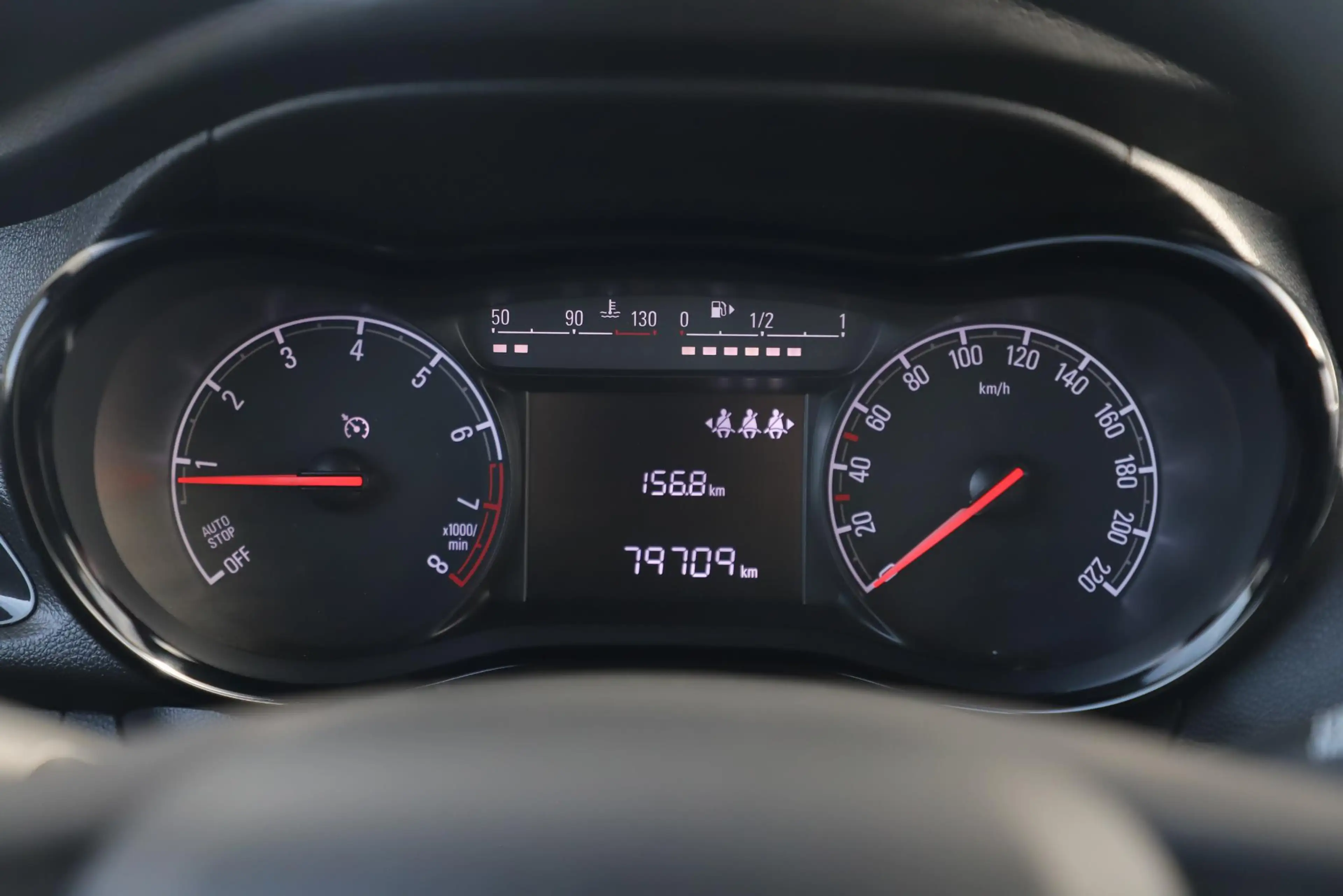 Opel Karl 1.0 ecoFLEX 120 Jaar Edition Airco Radio Bluetooth — photo 14