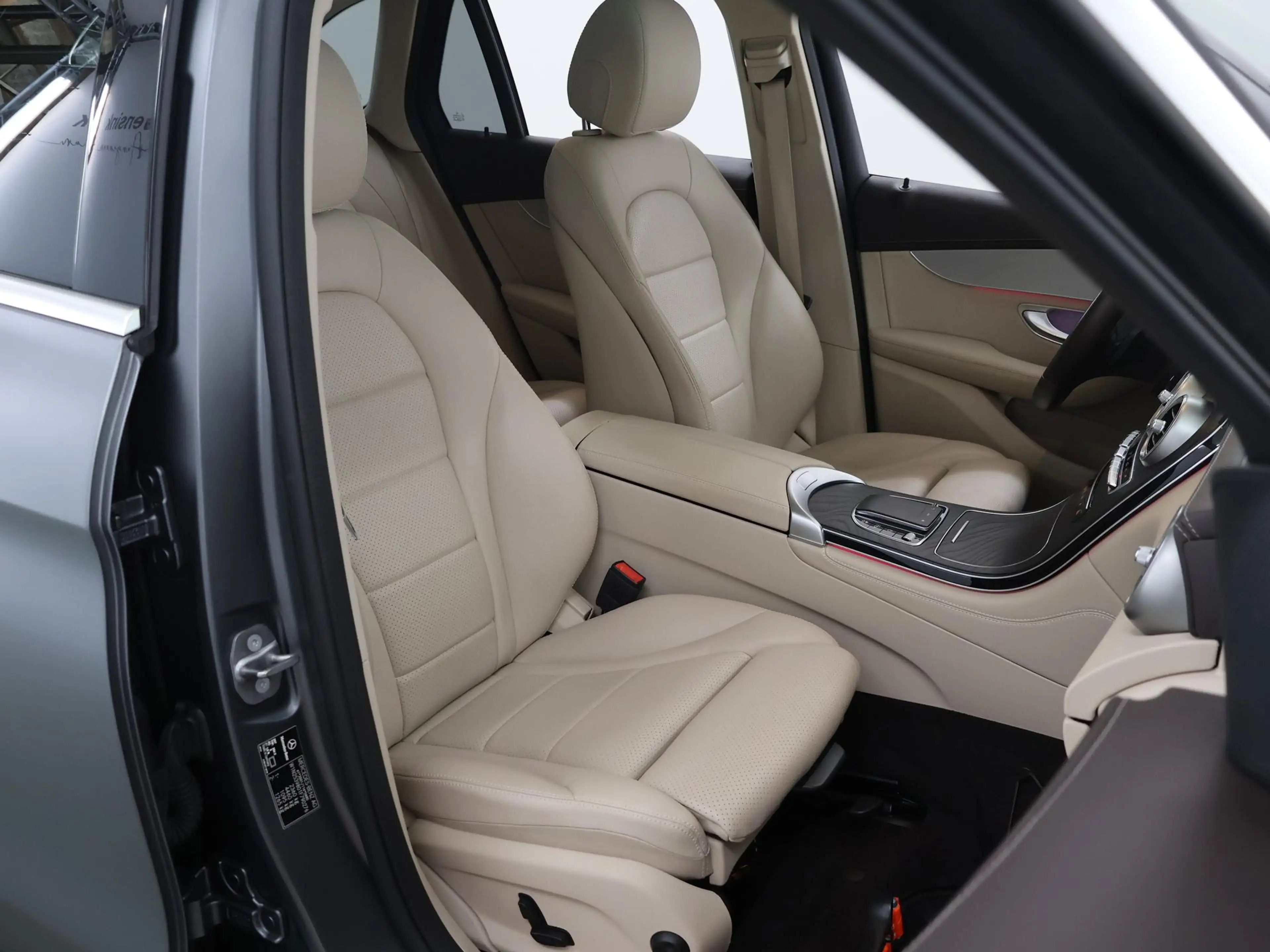 Mercedes-Benz GLC 200 Business Solution AMG | Rij assistentie | Digitaal — photo 11