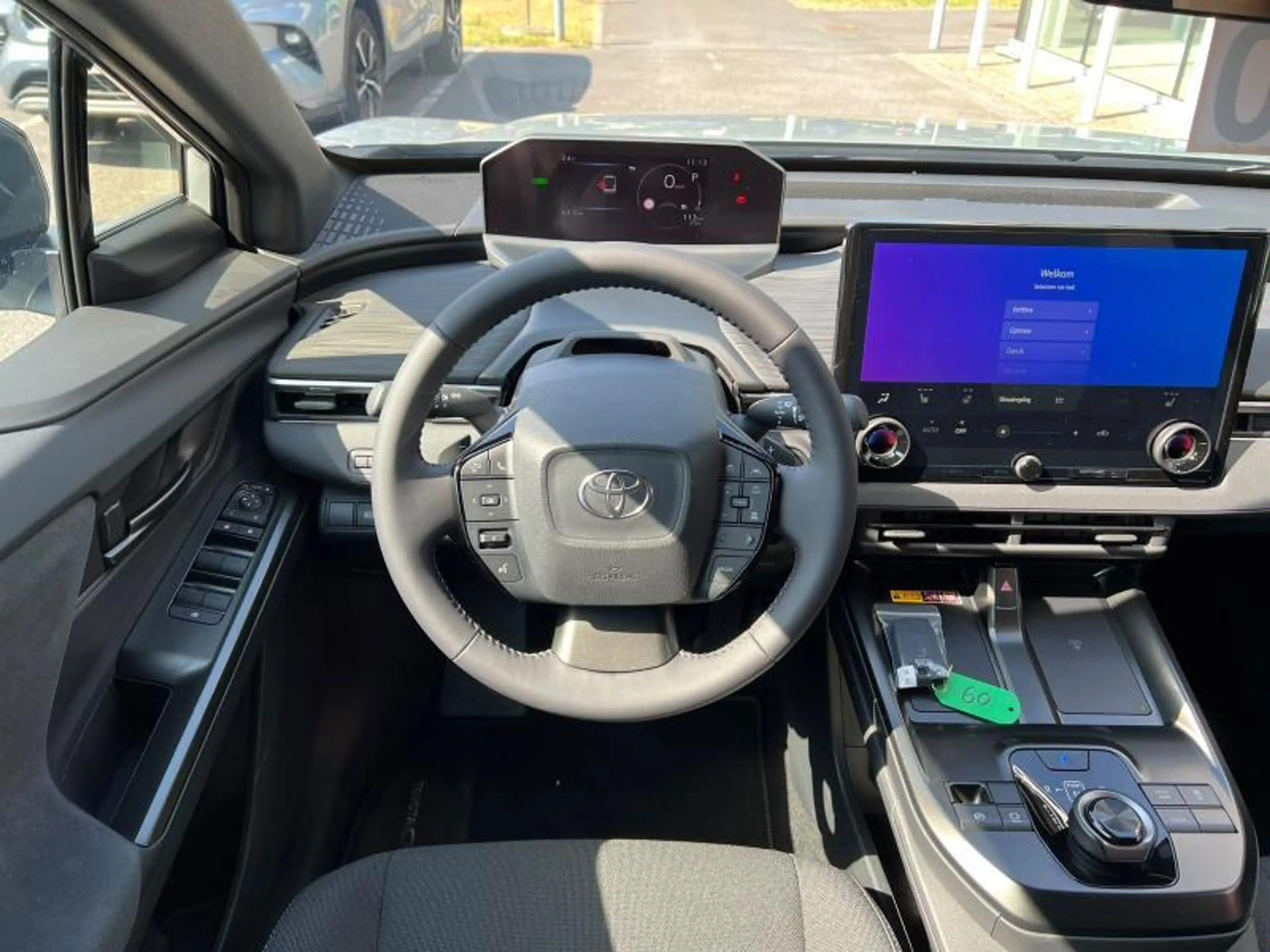 Toyota C-HR+ 77KwH- BUSINESS — photo 15