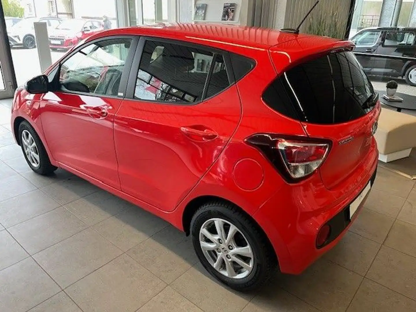 Hyundai i10 1.2 YES! Rood - 2