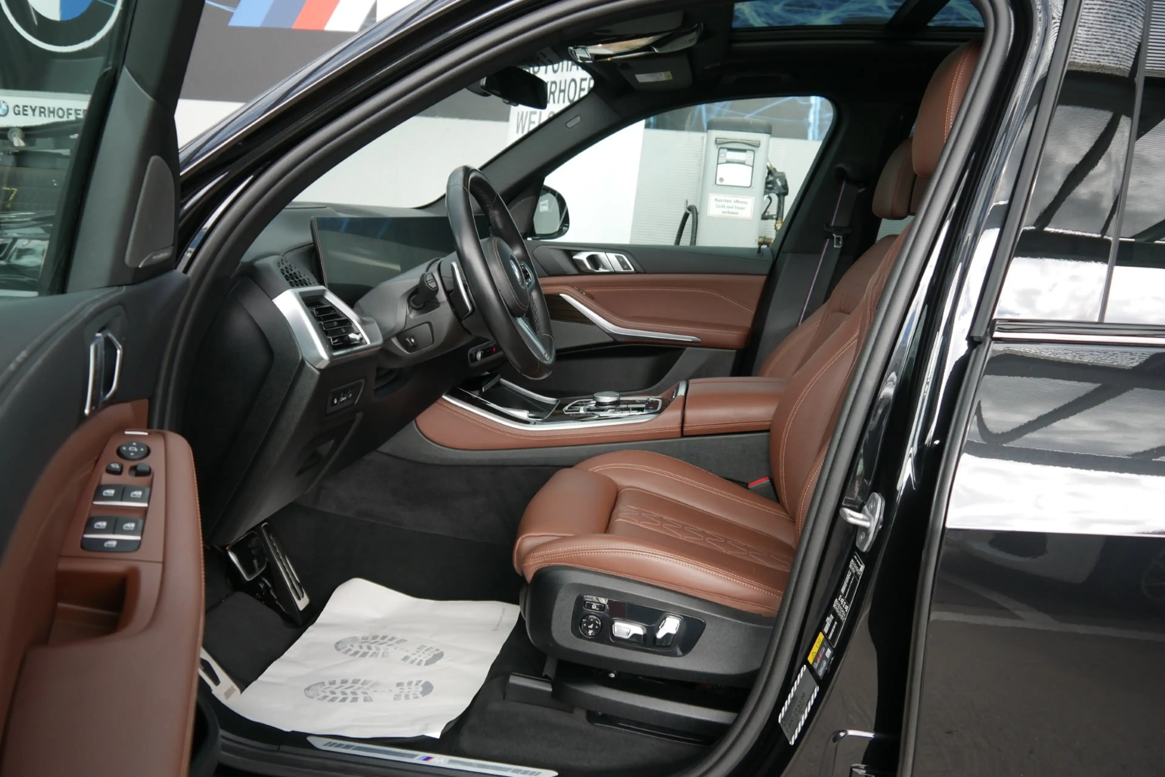 BMW X5 xDrive50e *M-Paket Pro/AHK/Pano./Innovationspaket/H&K Sound/Standhzg./Komfortsitz/Luftfederung/360°/ — photo 8