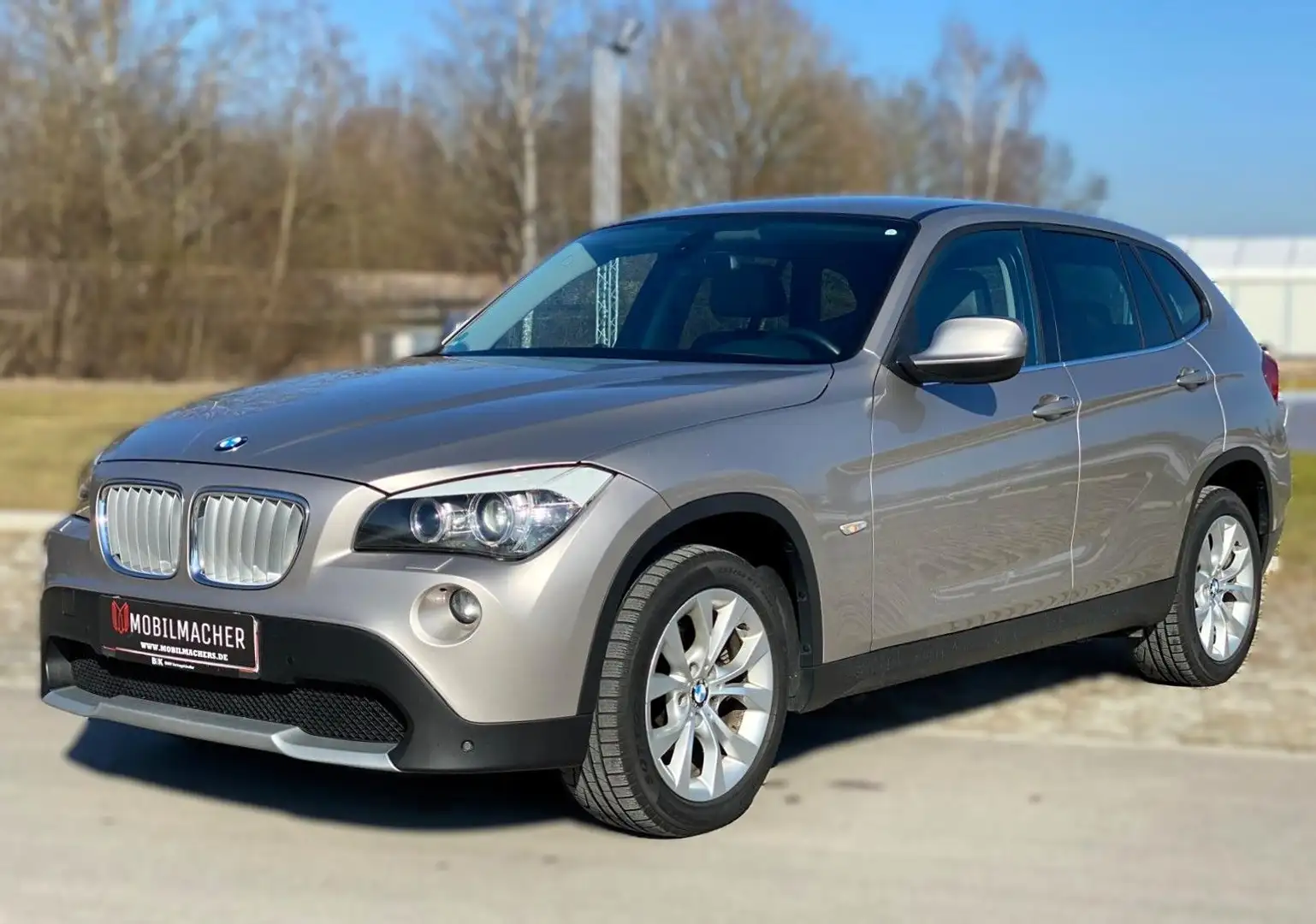 BMW X1 23d xDrive Navi Pr*MFL*Temp*1.Hand*Scheckheft Plateado - 2