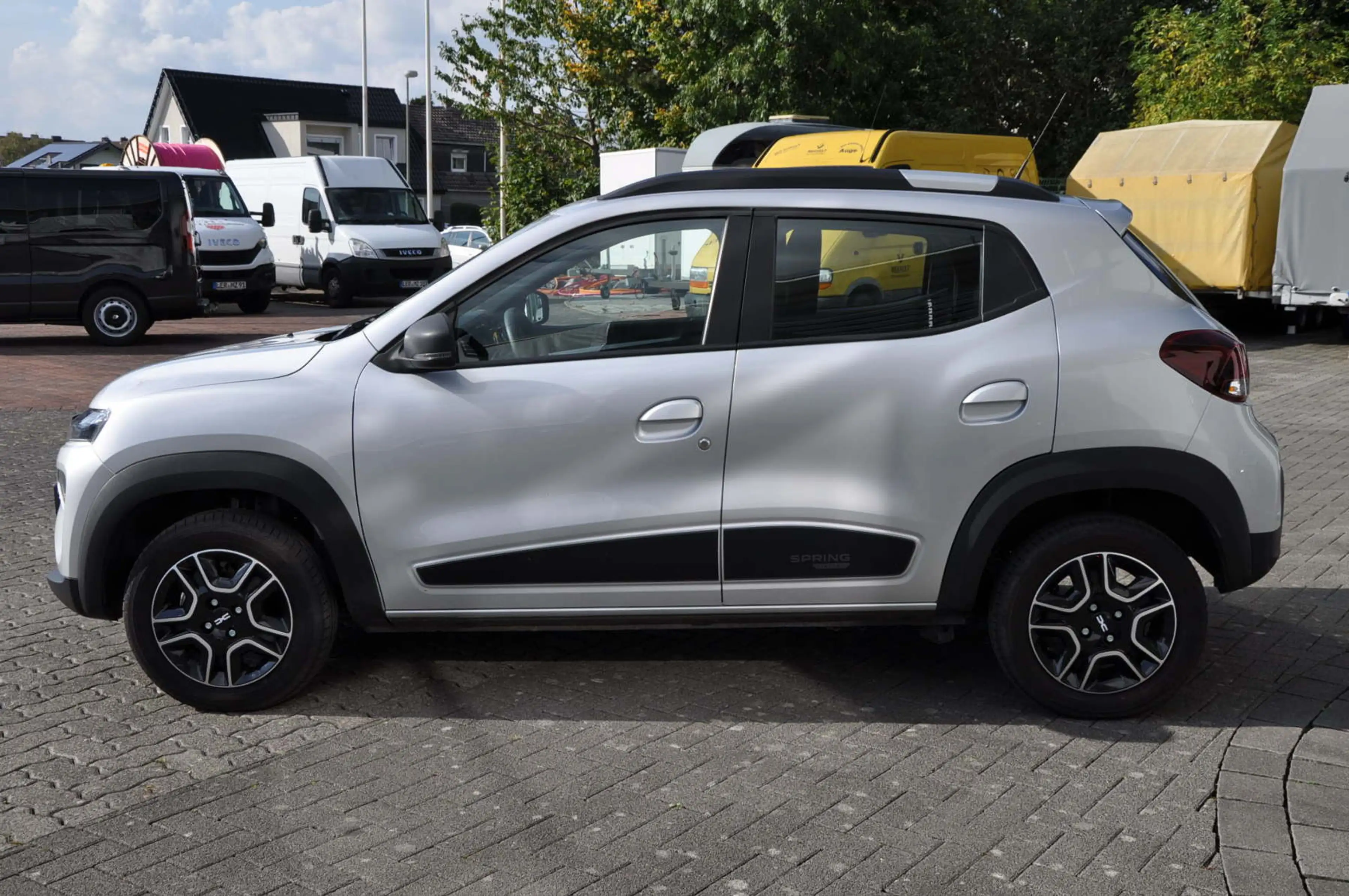 Dacia Spring Business 45 *PDC*Kamera*NAVI* — photo 9
