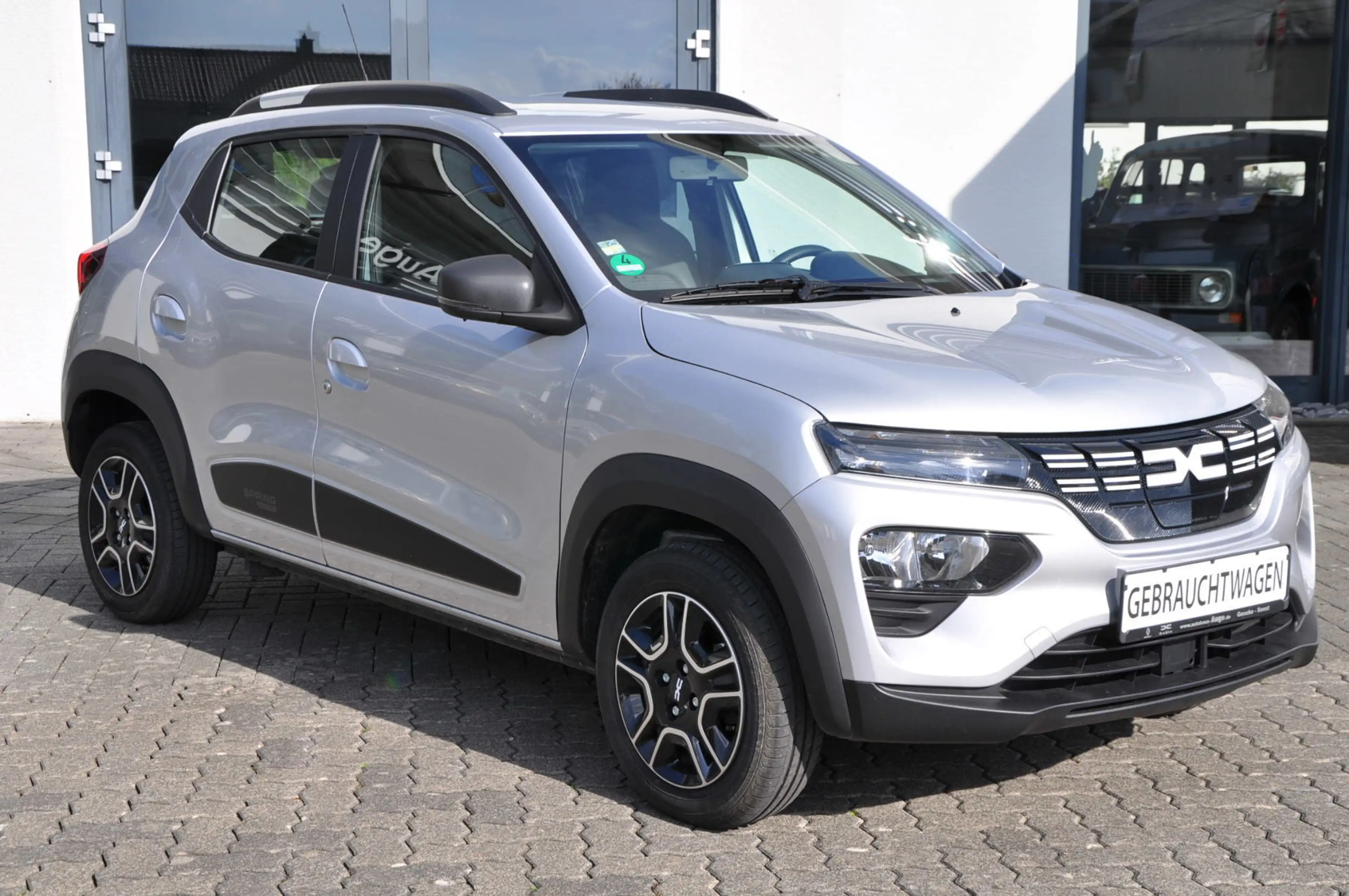 Dacia Spring Business 45 *PDC*Kamera*NAVI* — photo 4