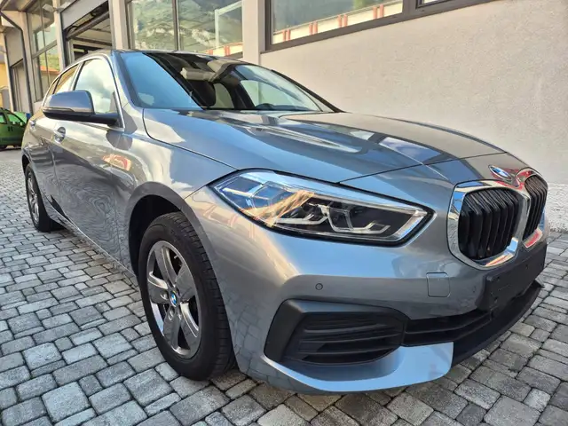 BMW 116 116d Advantage automatica