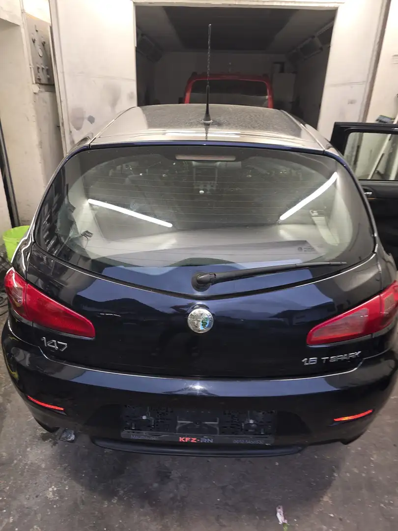 Alfa Romeo 159 1,9 JTS Elegante - 2