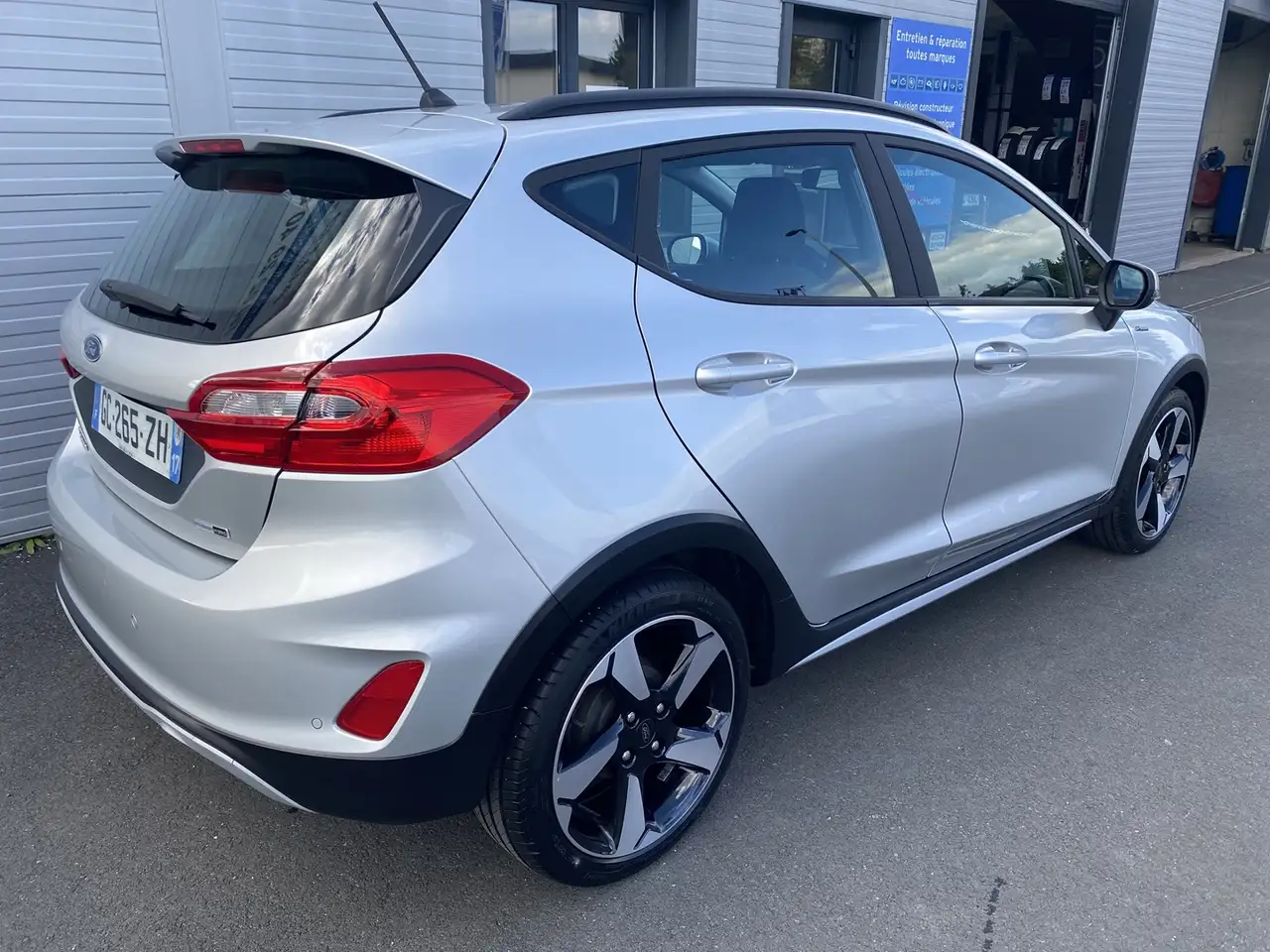 Ford Fiesta Active — photo 4