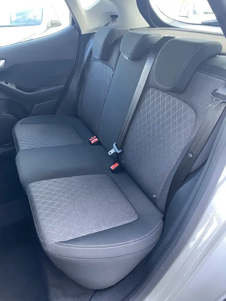 Ford Fiesta Active — photo 7