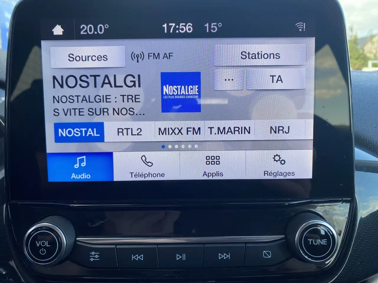 Ford Fiesta Active — photo 11