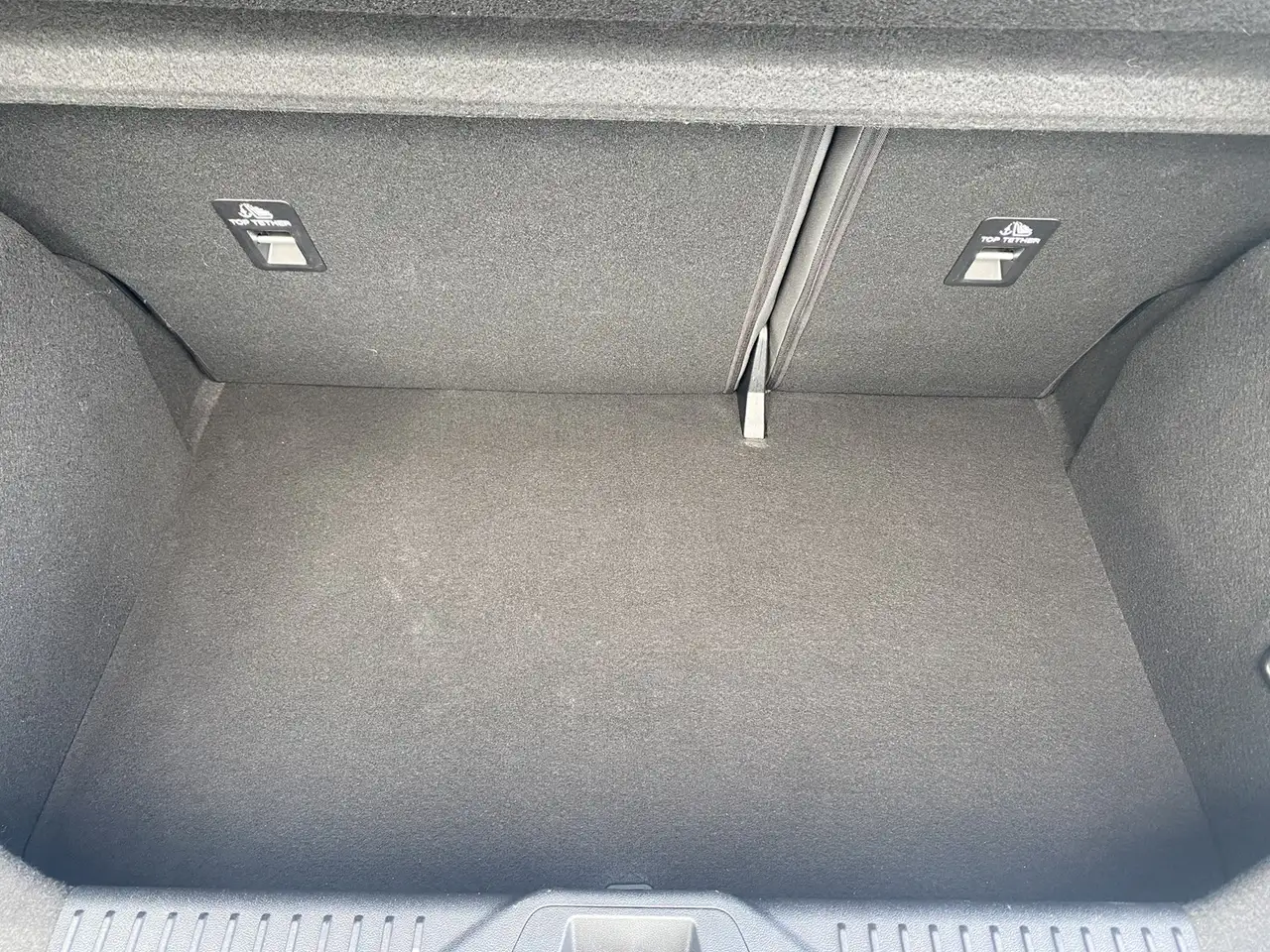 Ford Fiesta Active — photo 17