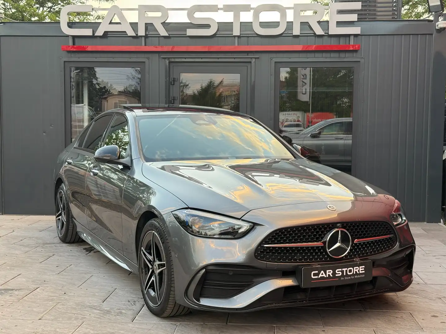 Mercedes-Benz C 300 e|4Matic|Pano|360°|Navi|Distronic|DigLight|Voll Grau - 1