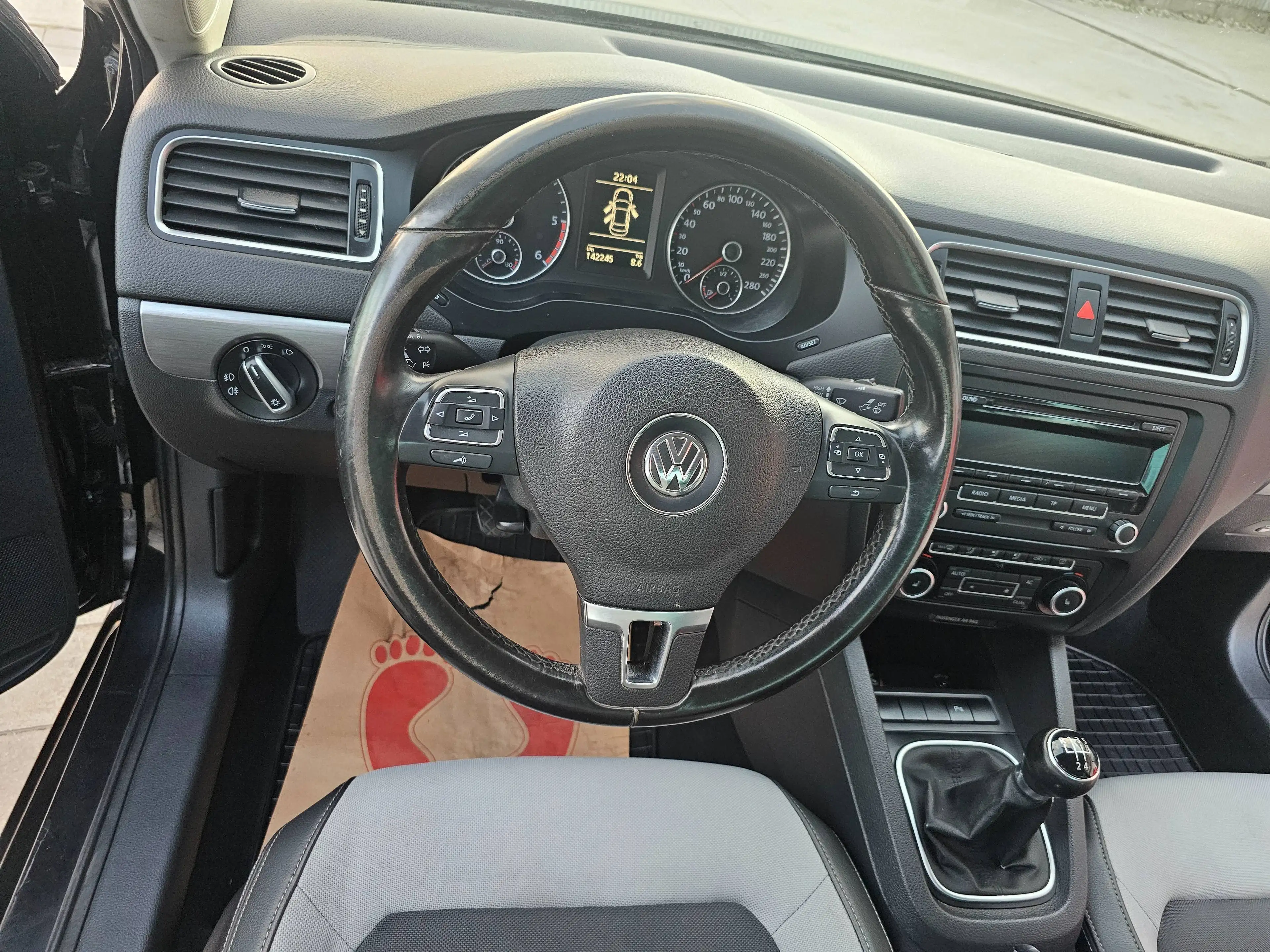Volkswagen Jetta Jetta 1.6 TDI Highline — photo 10
