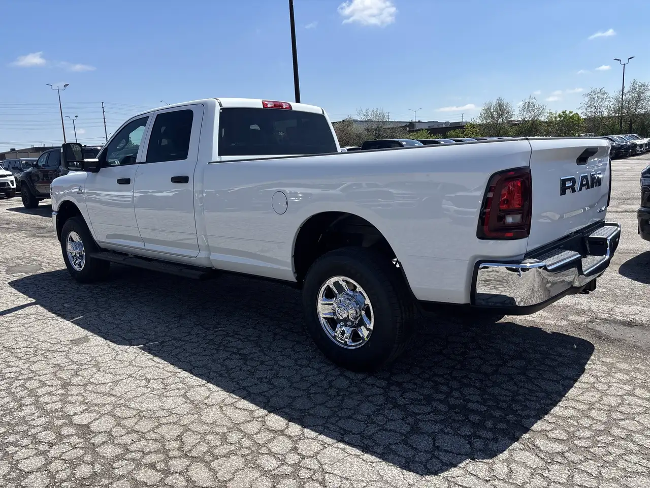 RAM 3500 снимка RAM 3500