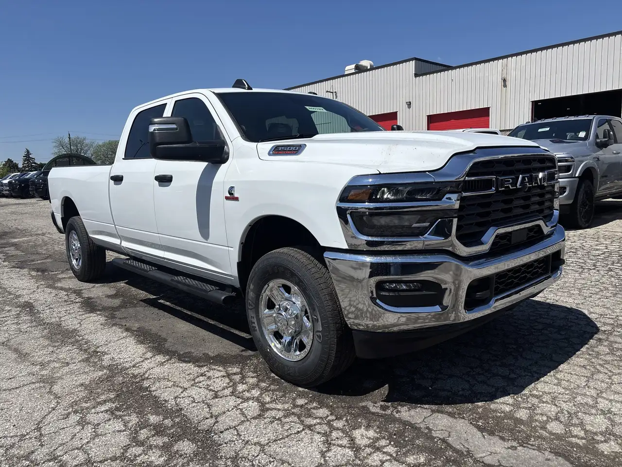 RAM 3500 снимка RAM 3500